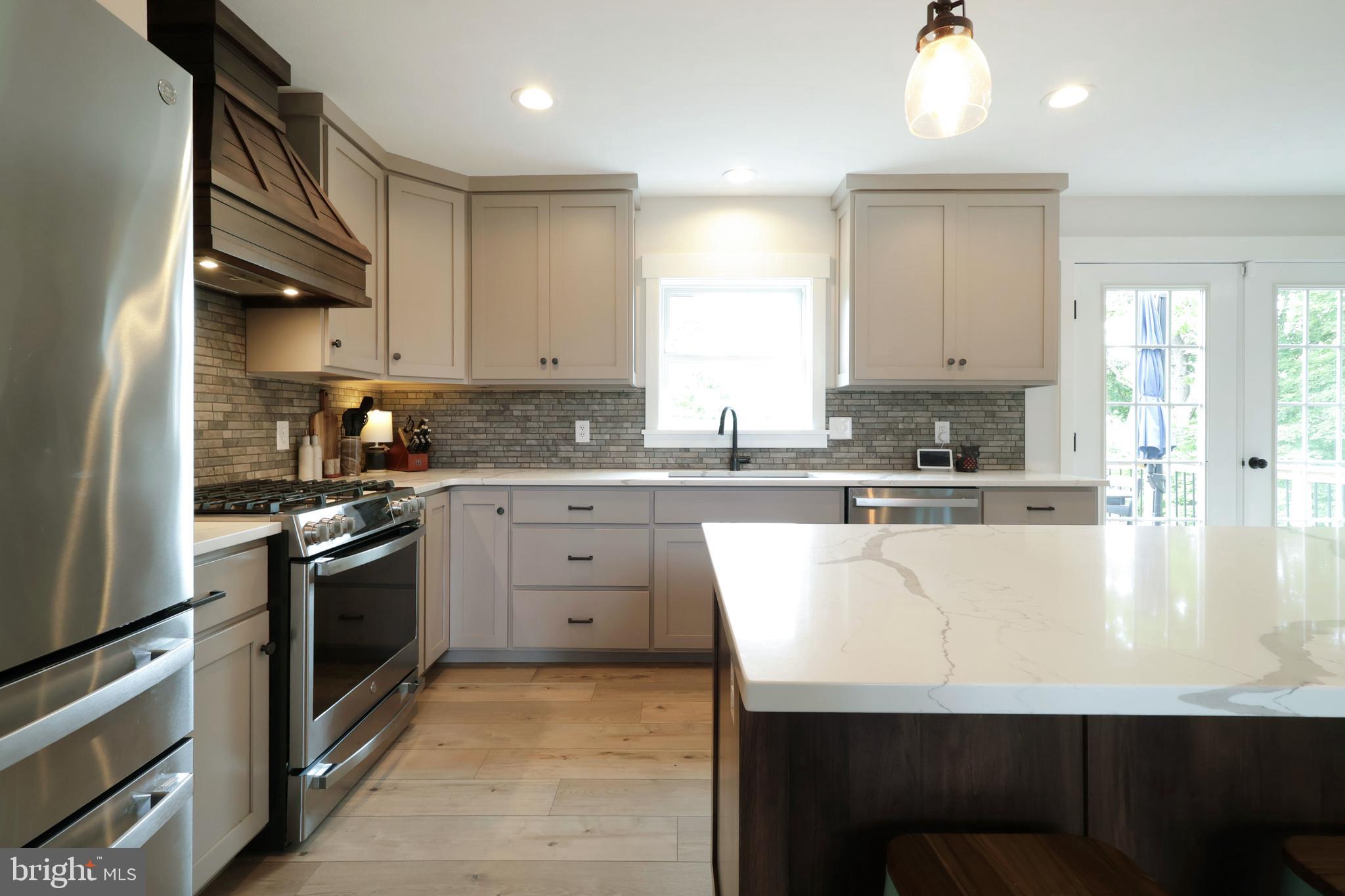 PARKVIEW HEIGHTS ESTATES - Residential