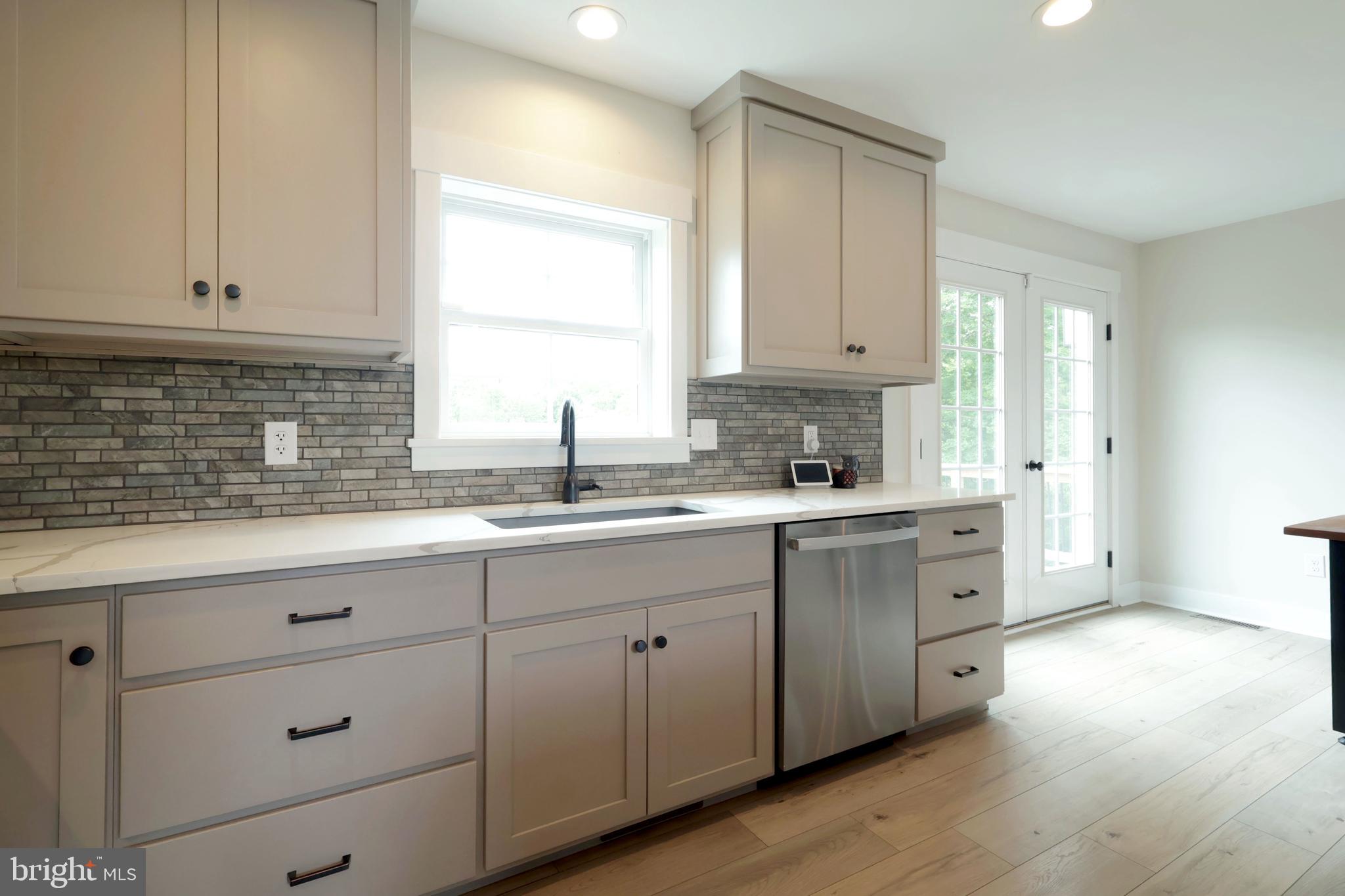 PARKVIEW HEIGHTS ESTATES - Residential