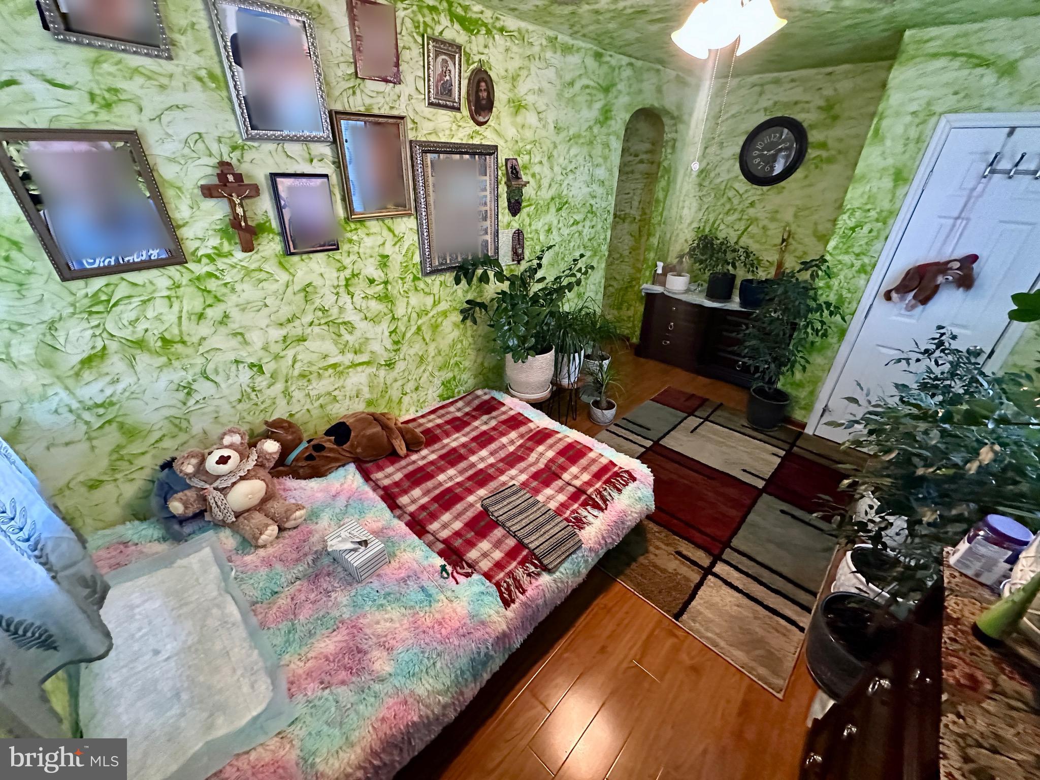 BELLS CORNER - Residential