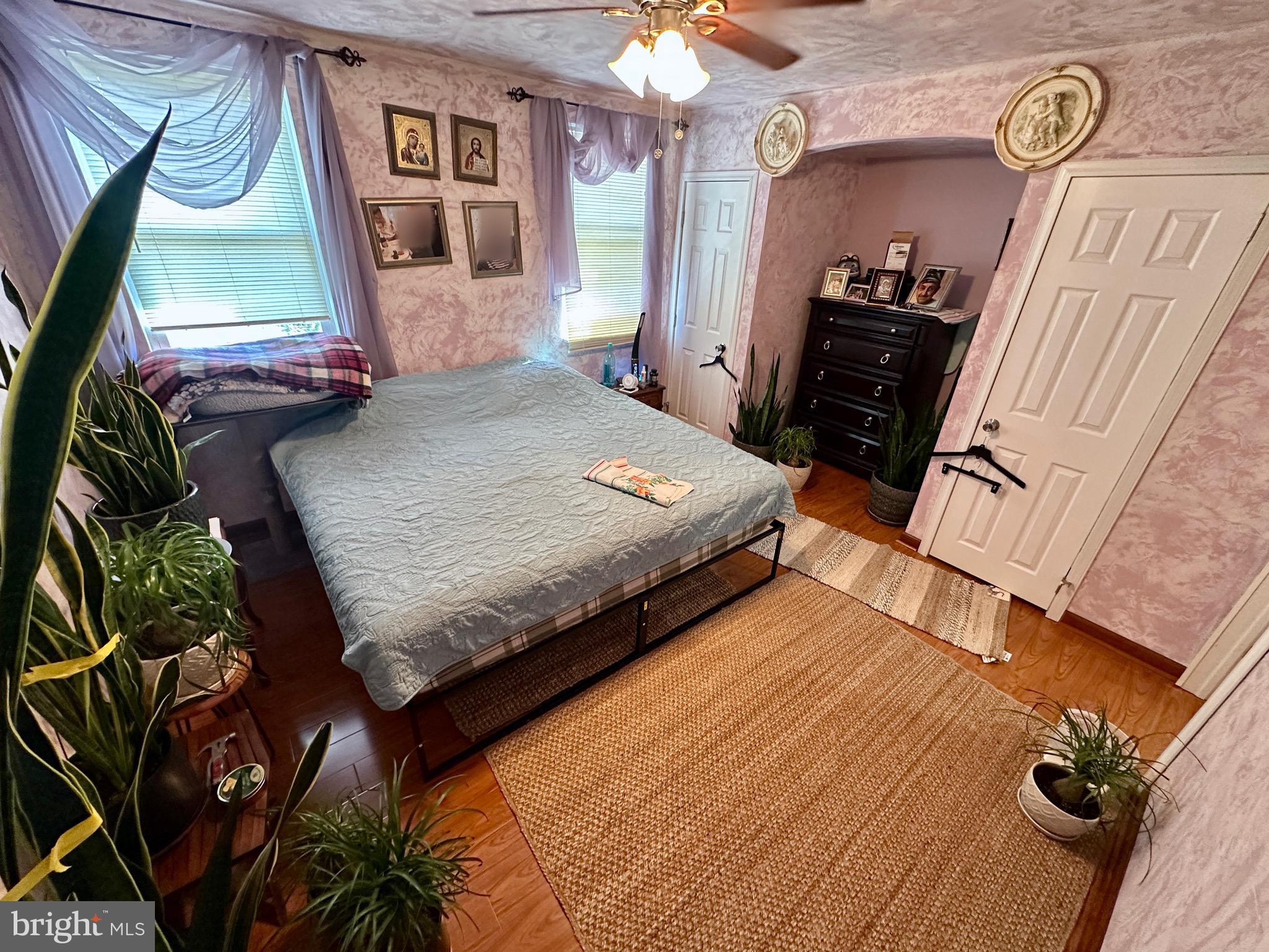 BELLS CORNER - Residential