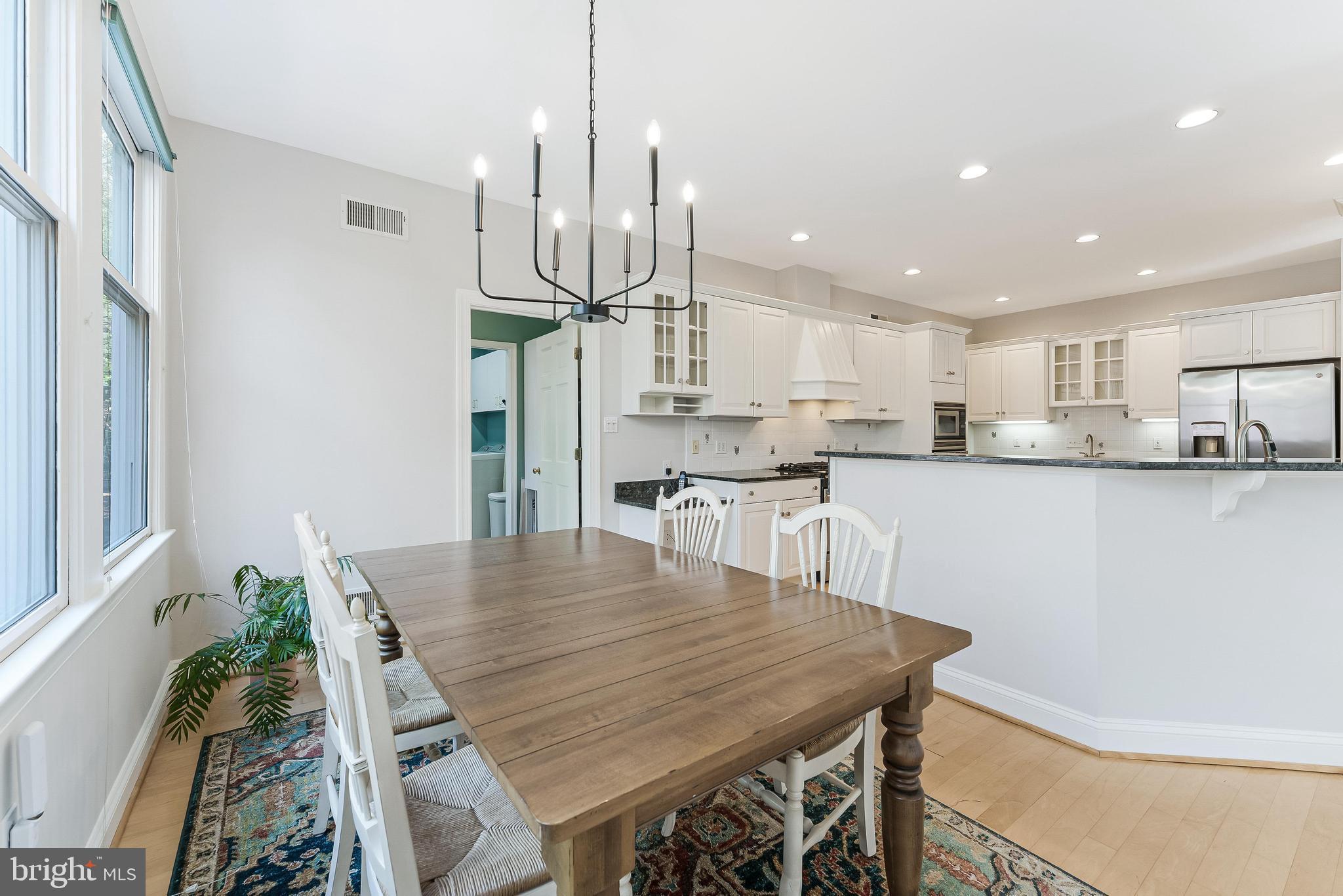 CREWS WOODS - Residential