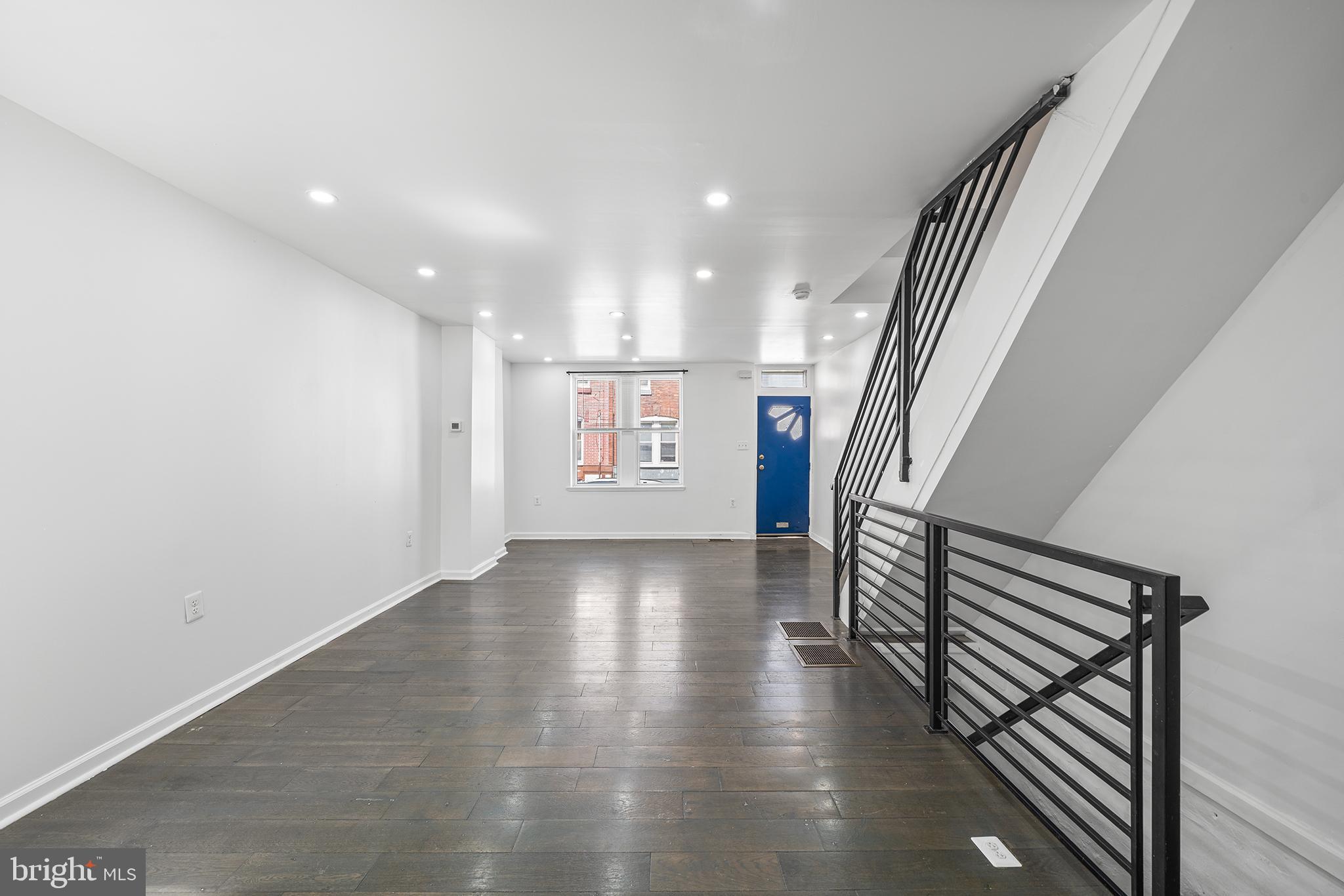 POINT BREEZE - Residential