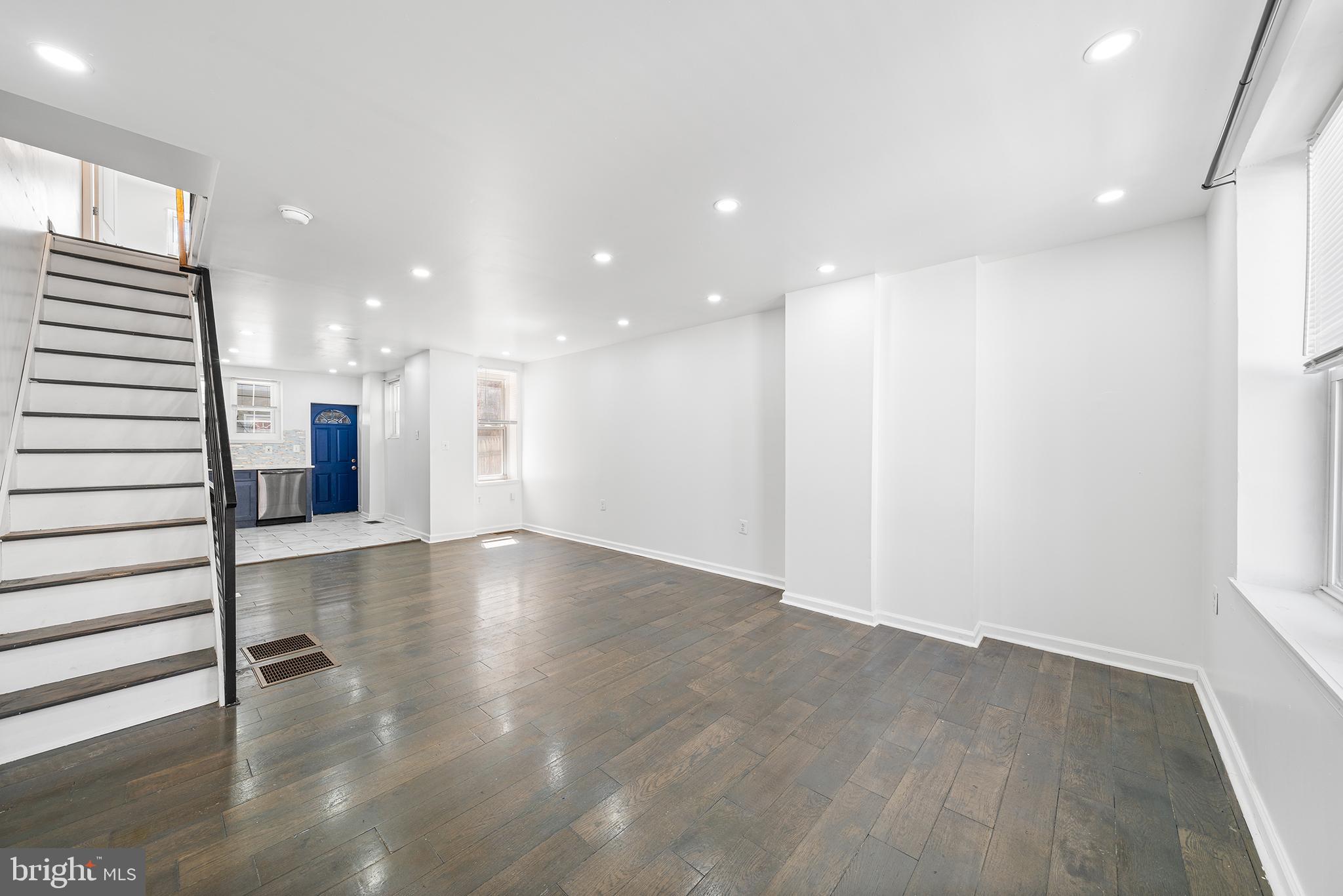 POINT BREEZE - Residential