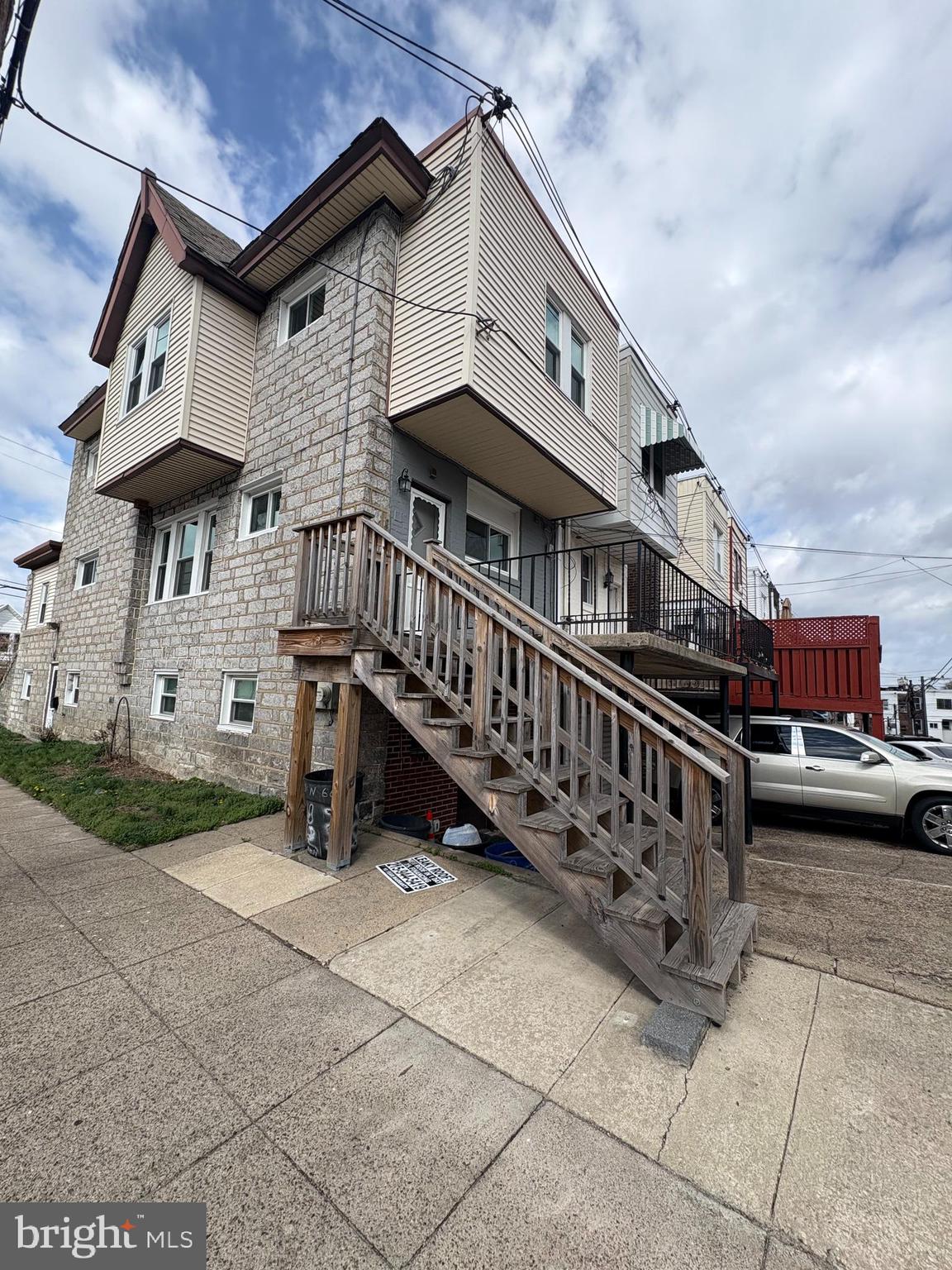 OVERBROOK PARK - Residential Lease