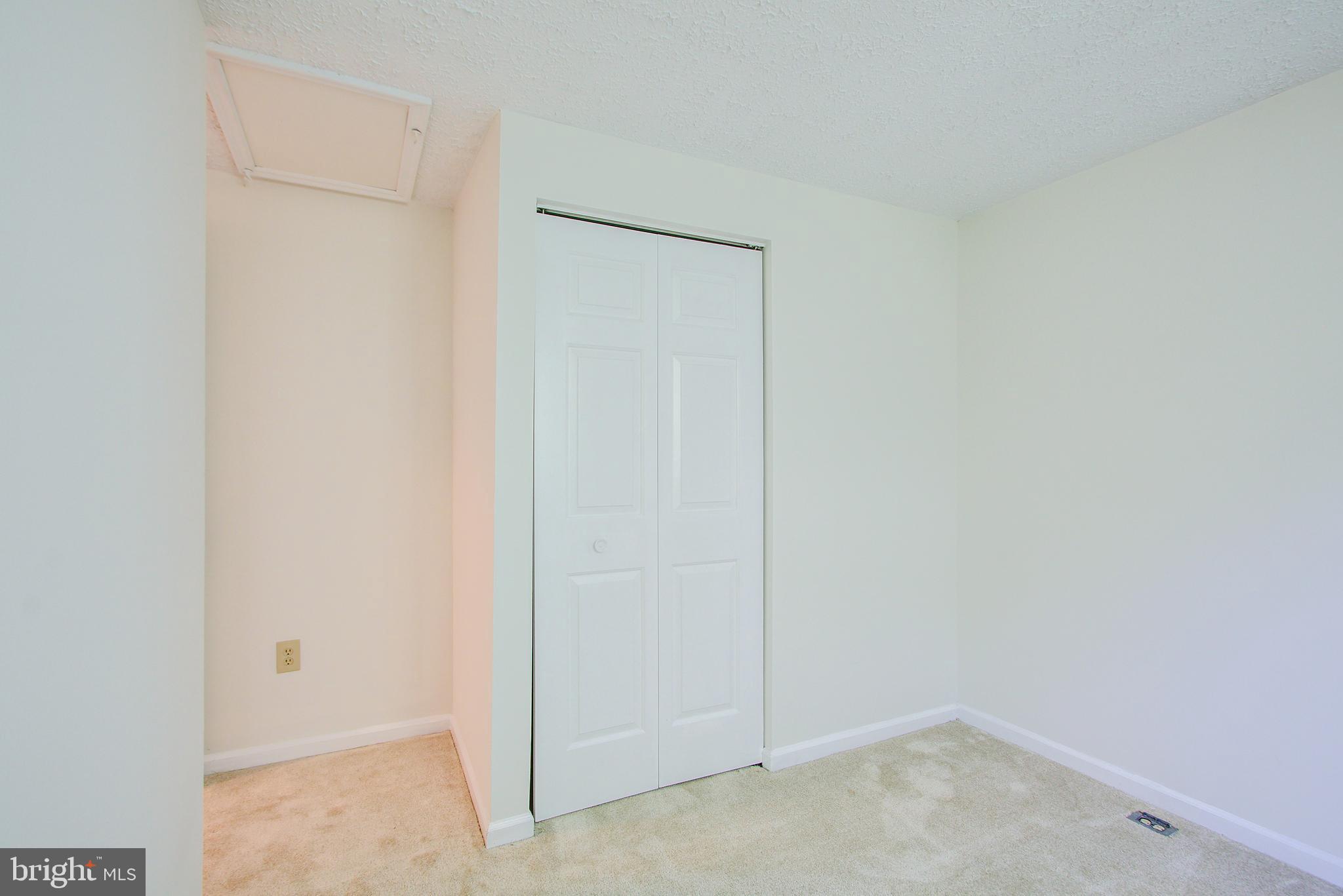 GUNNERS LAKE VILLAGE - Residential