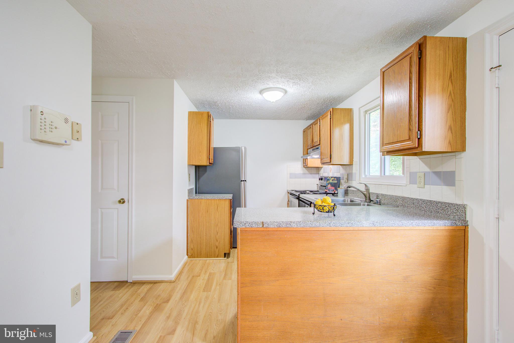 GUNNERS LAKE VILLAGE - Residential
