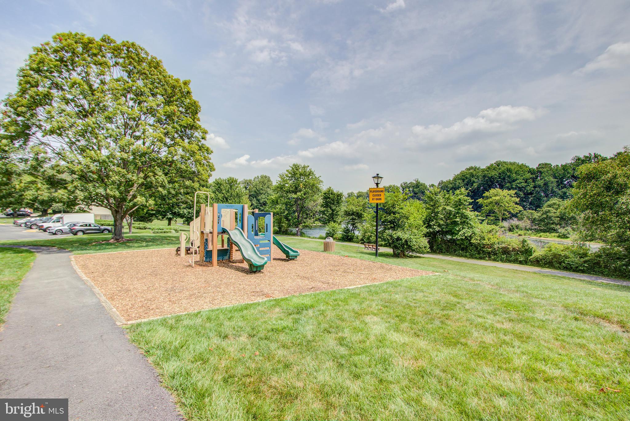 GUNNERS LAKE VILLAGE - Residential