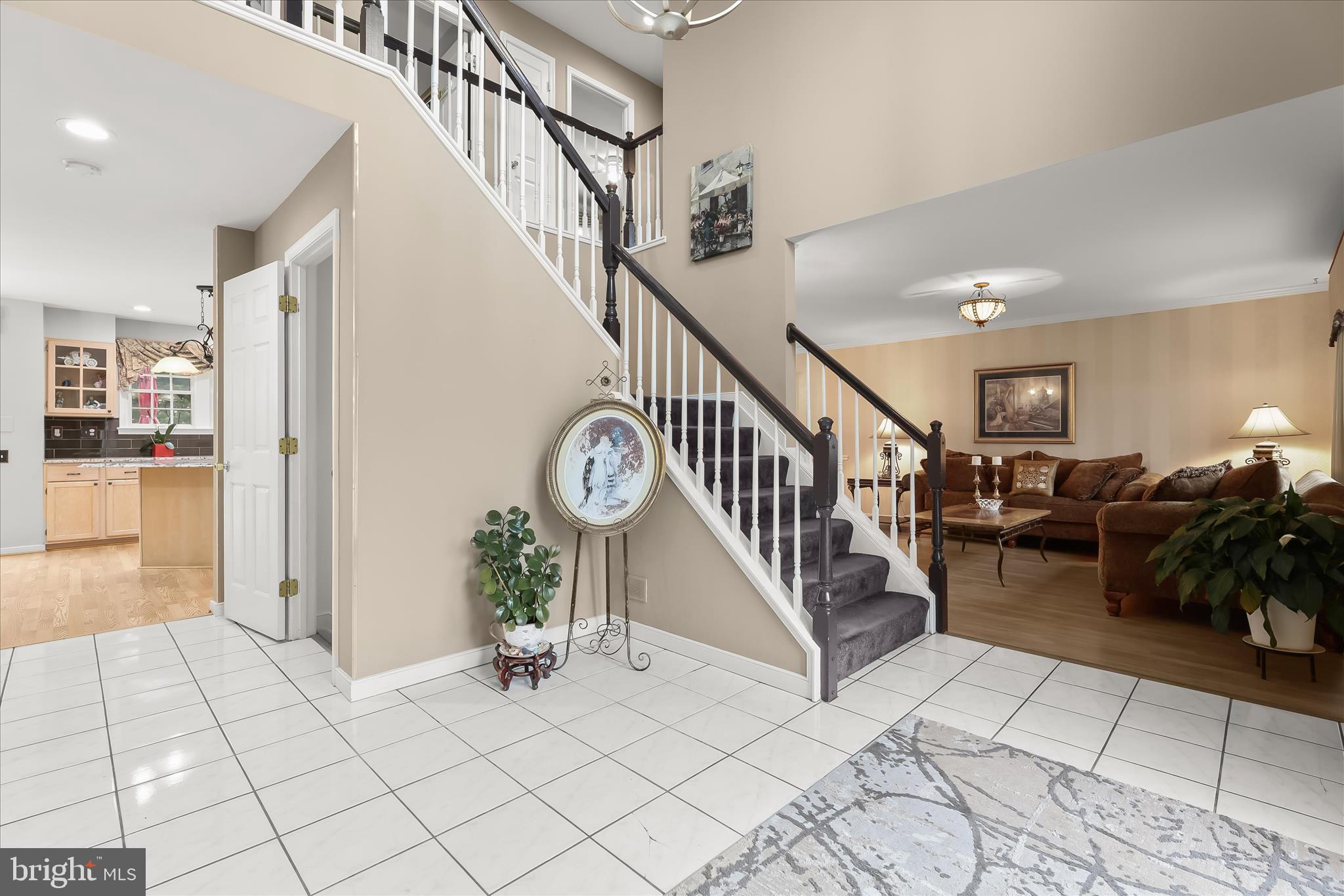 VELVET HILLS - Residential