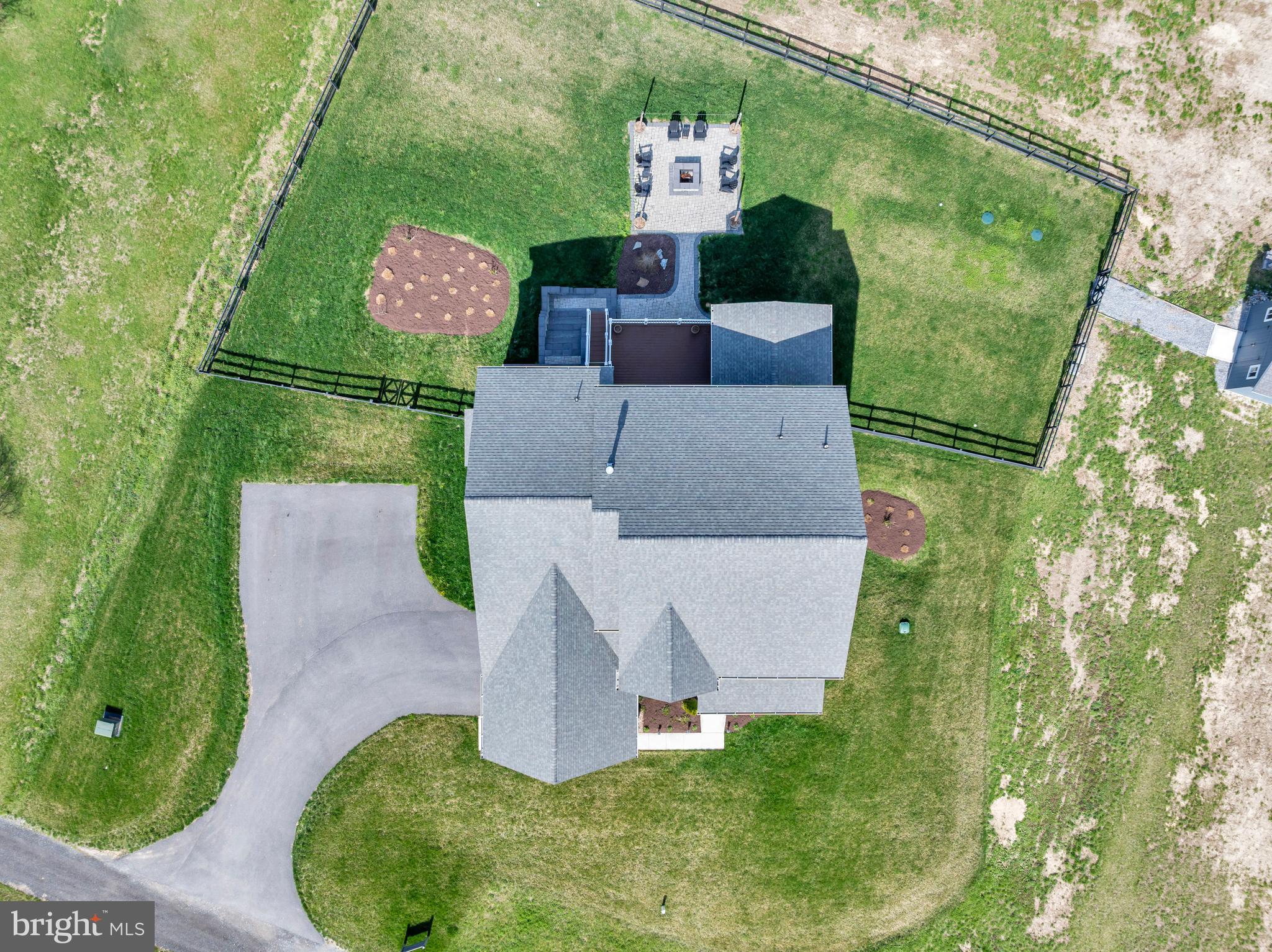 WALNUT HILL FARM - Residential