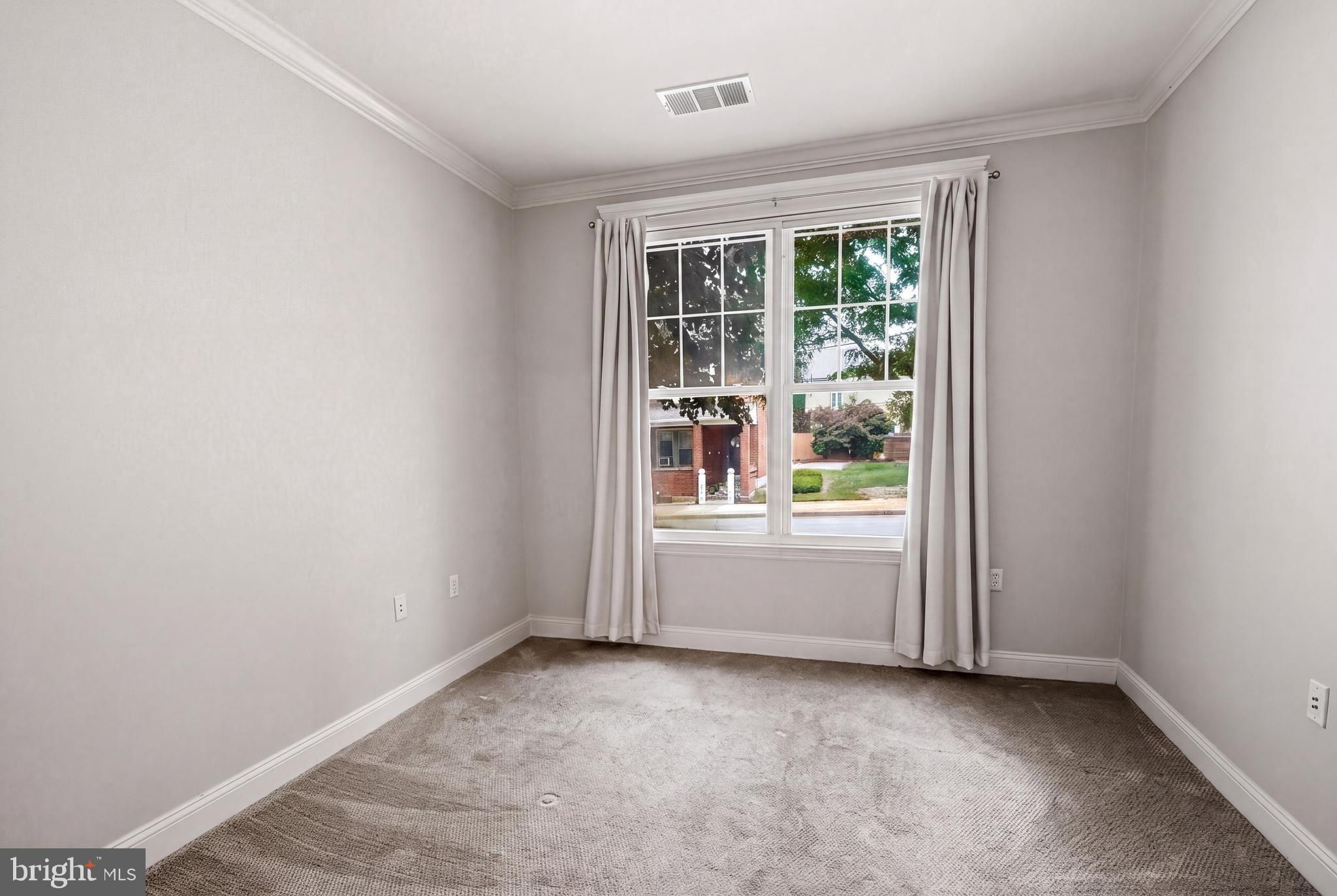 THE GRANDE AT RIVERVIEW - Residential