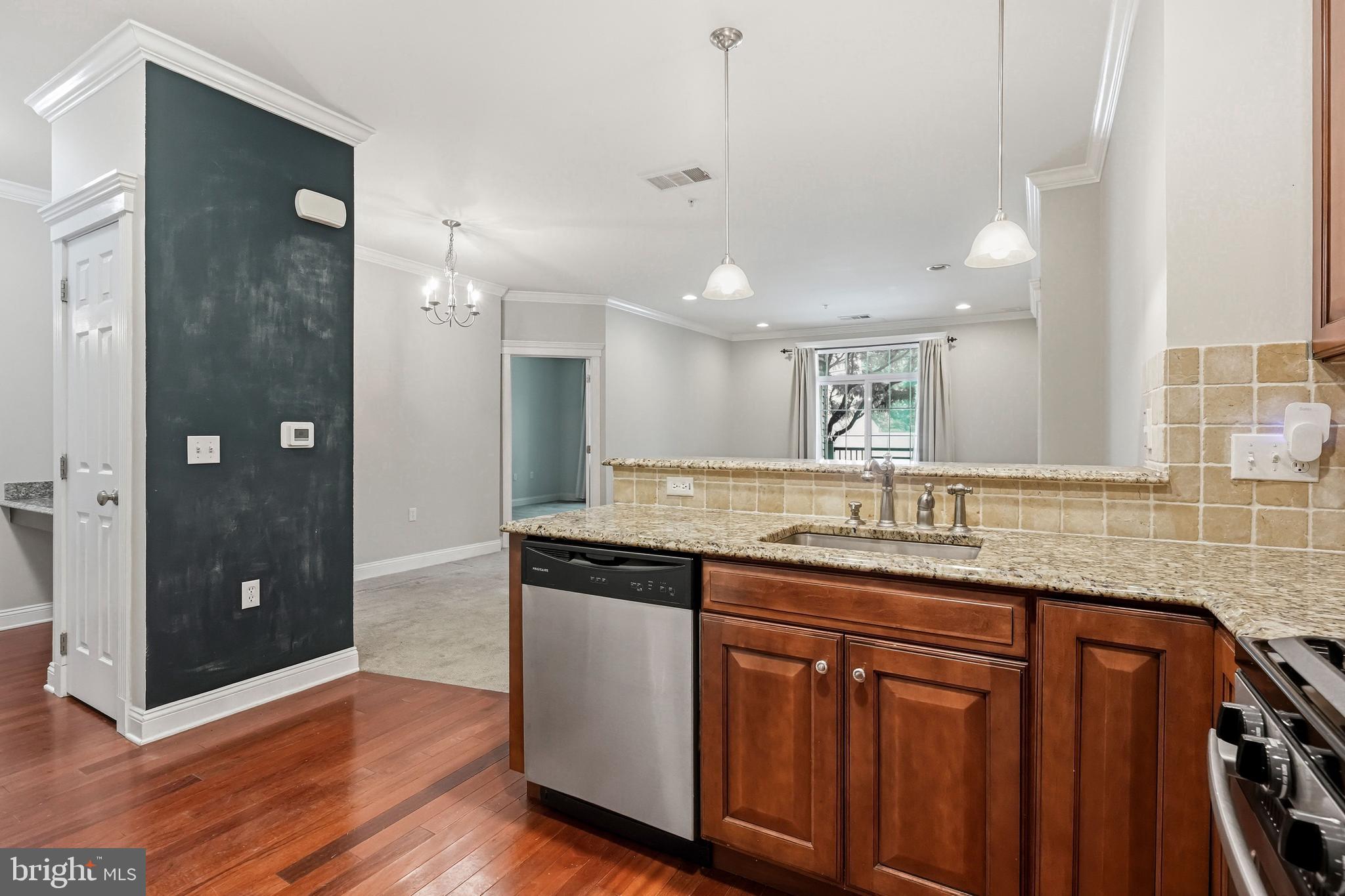 THE GRANDE AT RIVERVIEW - Residential