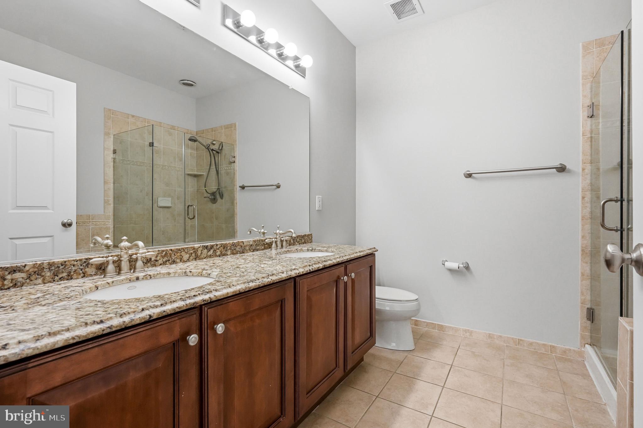 THE GRANDE AT RIVERVIEW - Residential