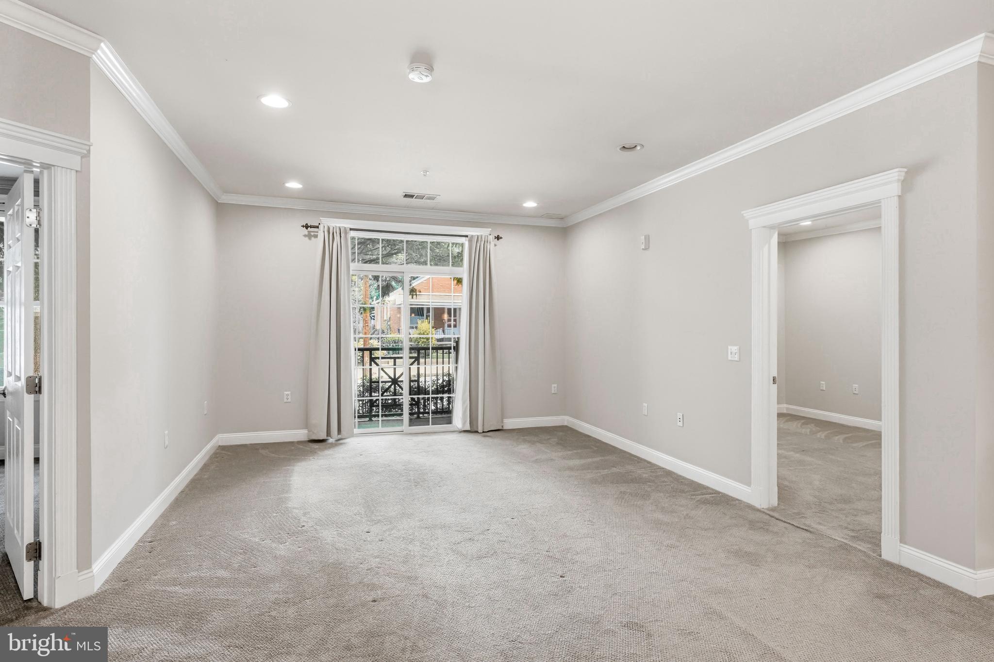 THE GRANDE AT RIVERVIEW - Residential