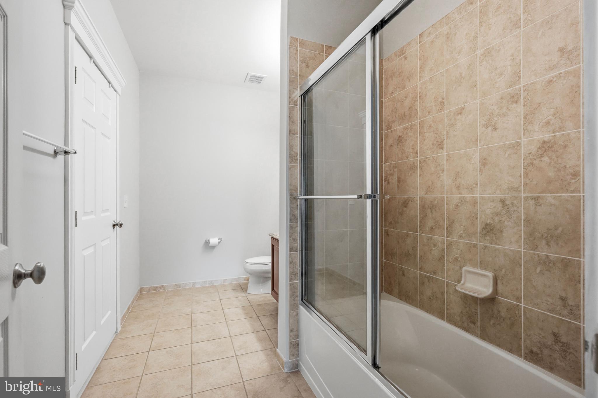 THE GRANDE AT RIVERVIEW - Residential