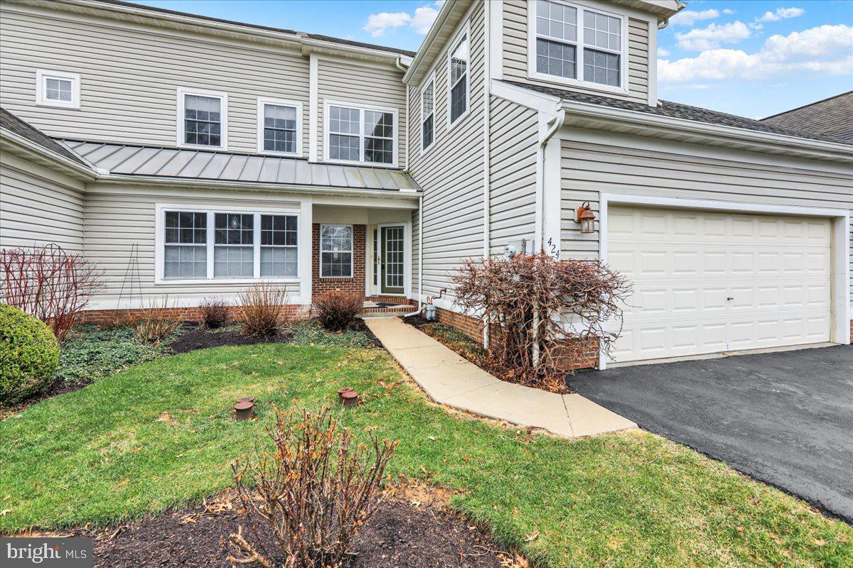 OAK HILL - Residential