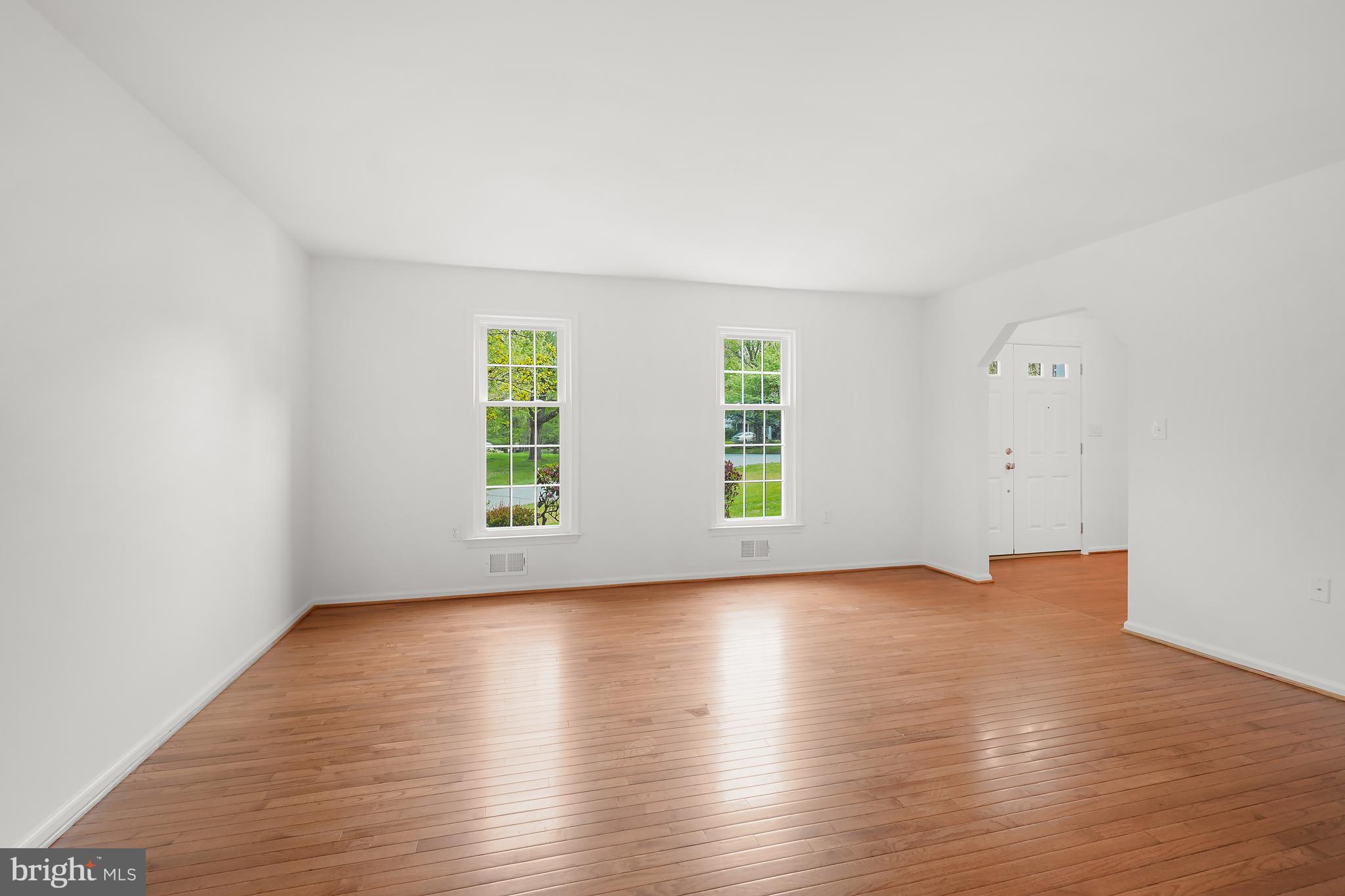 NORBECK ESTATES - Residential