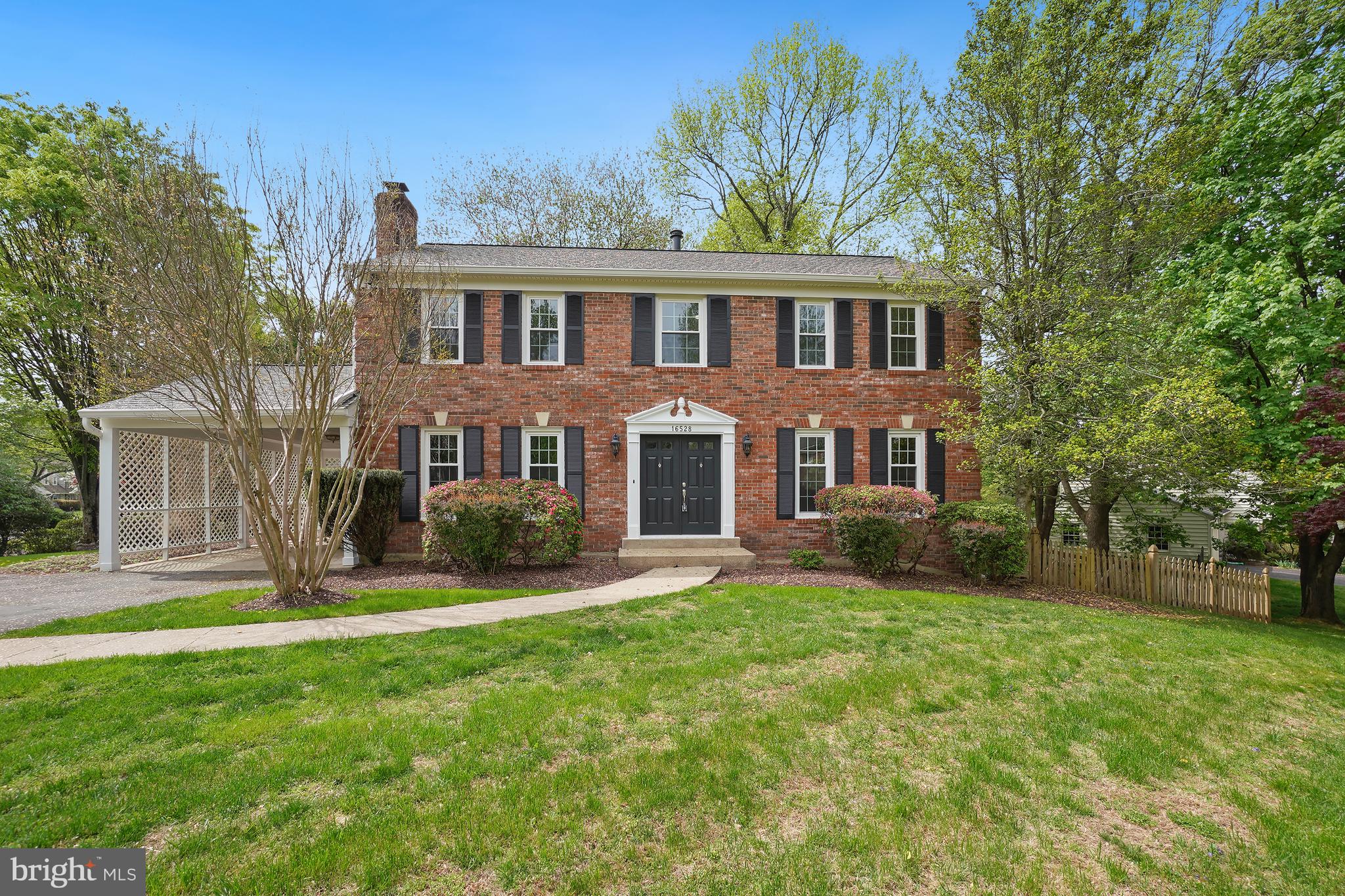 NORBECK ESTATES - Residential