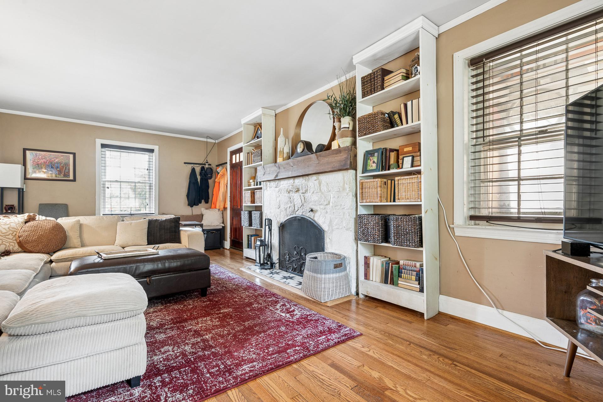 KENSINGTON - Residential