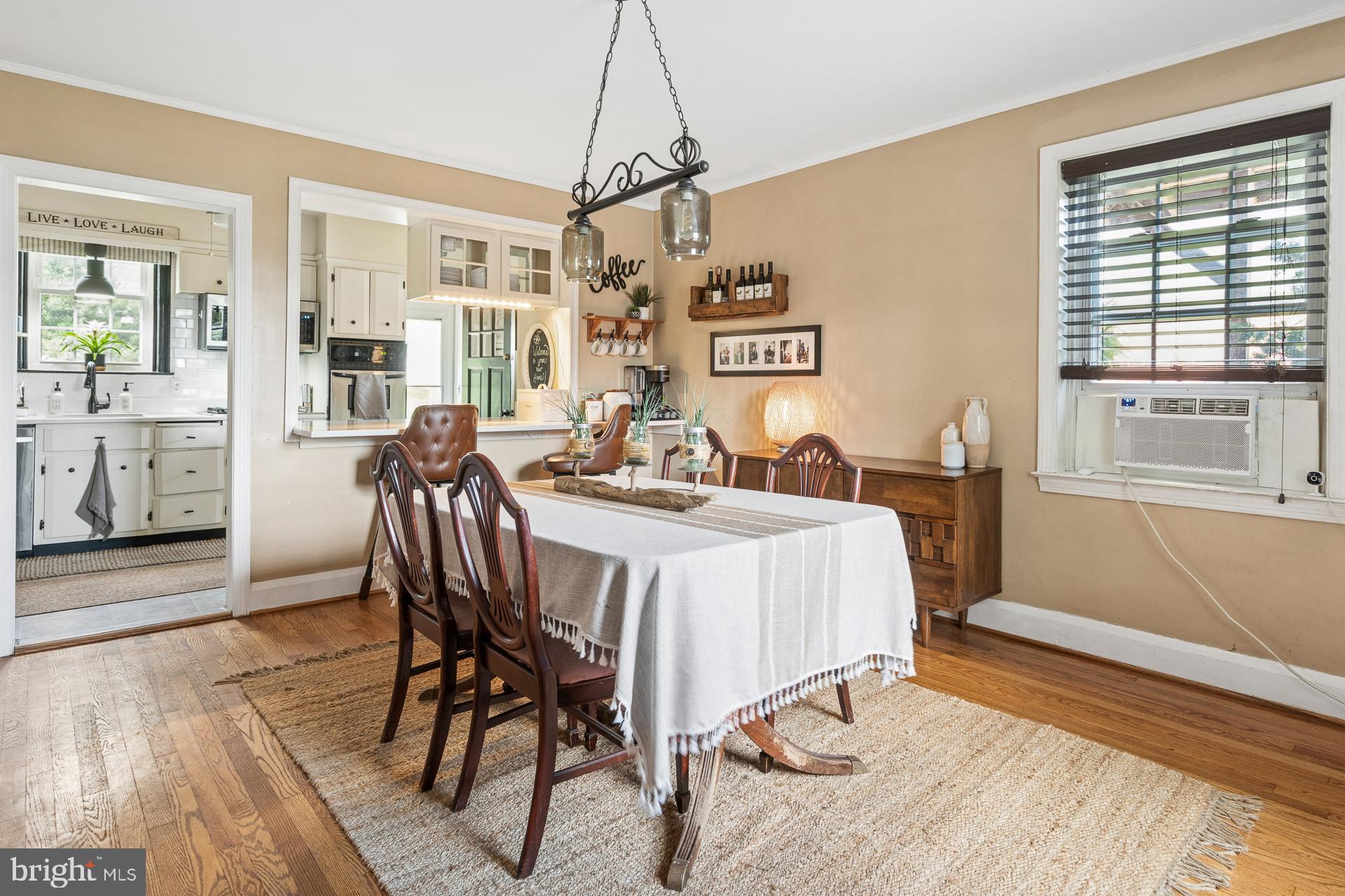 KENSINGTON - Residential