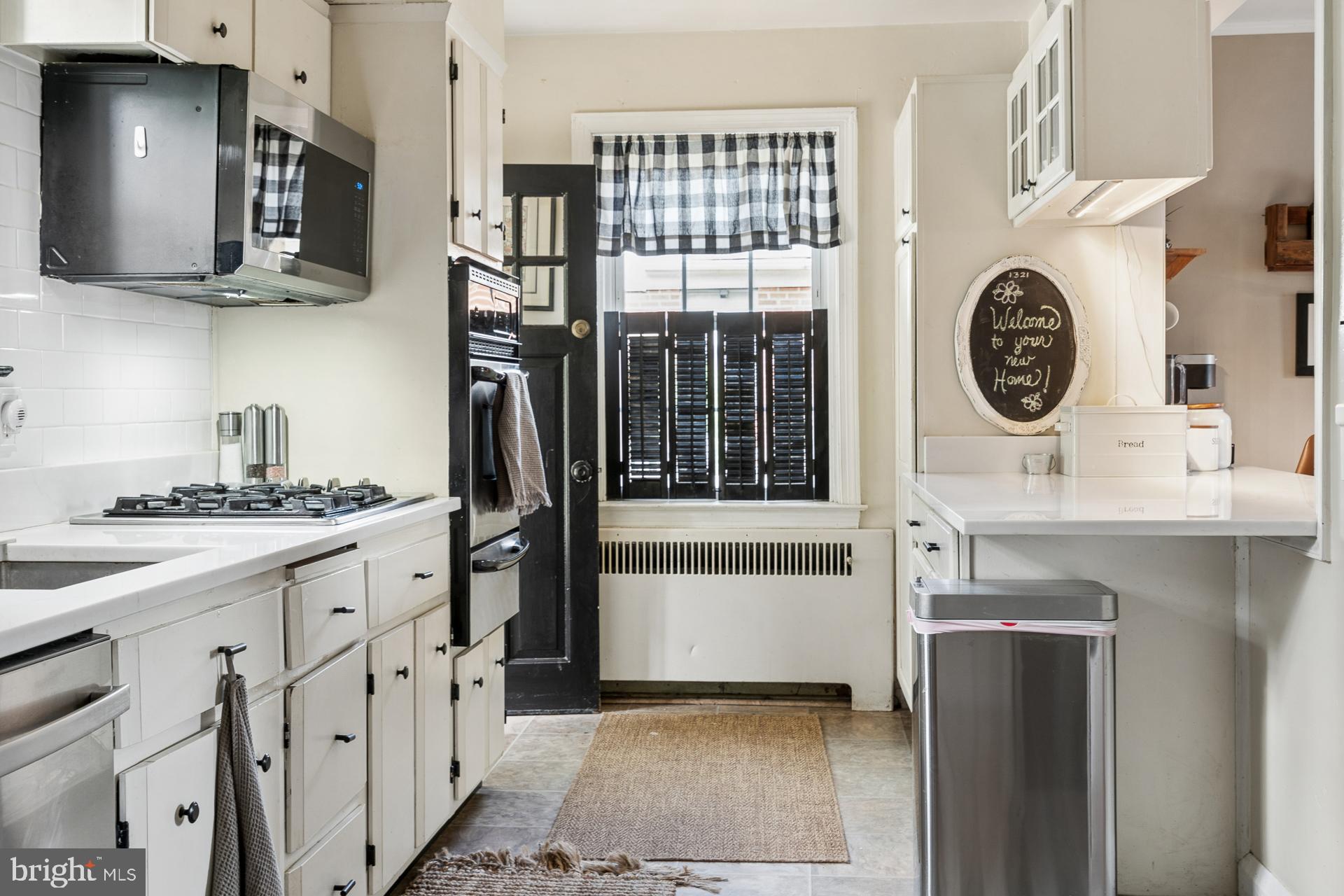 KENSINGTON - Residential