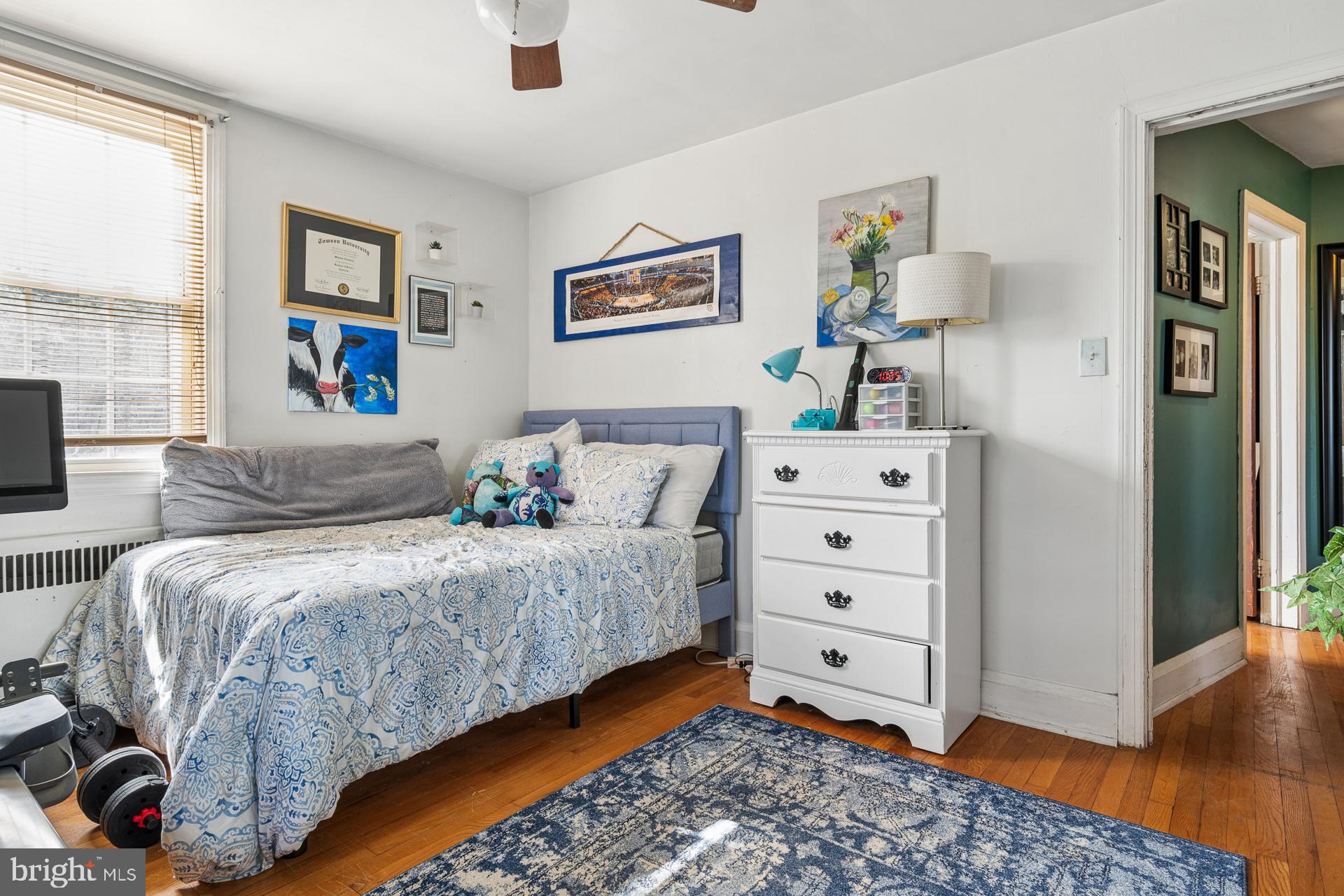 KENSINGTON - Residential