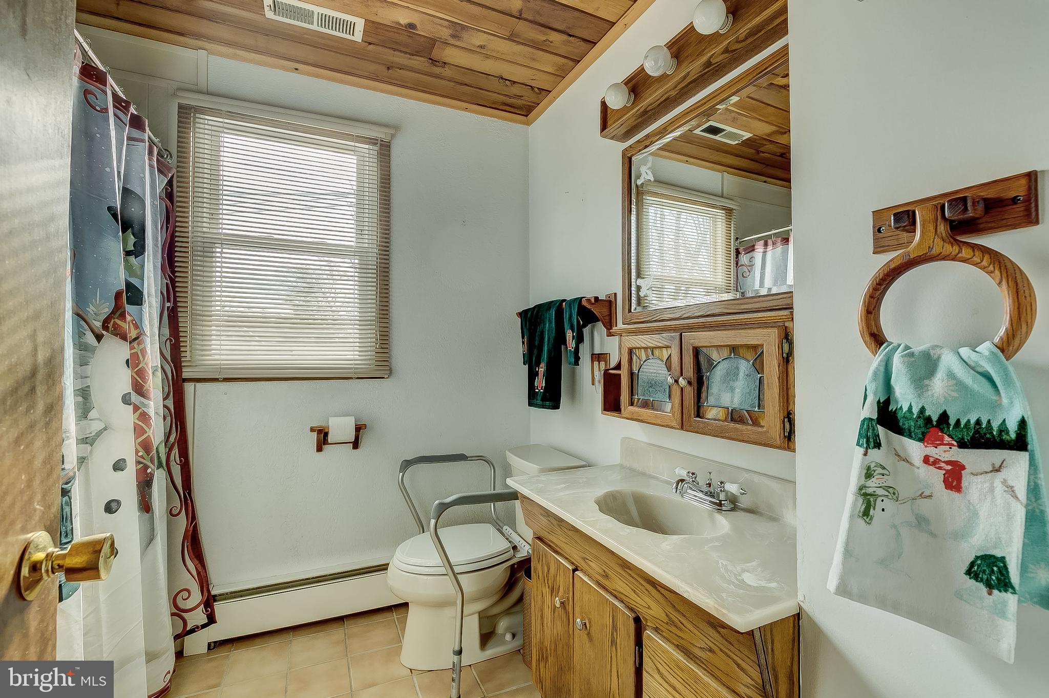 BOWLEYS QUARTERS - Residential