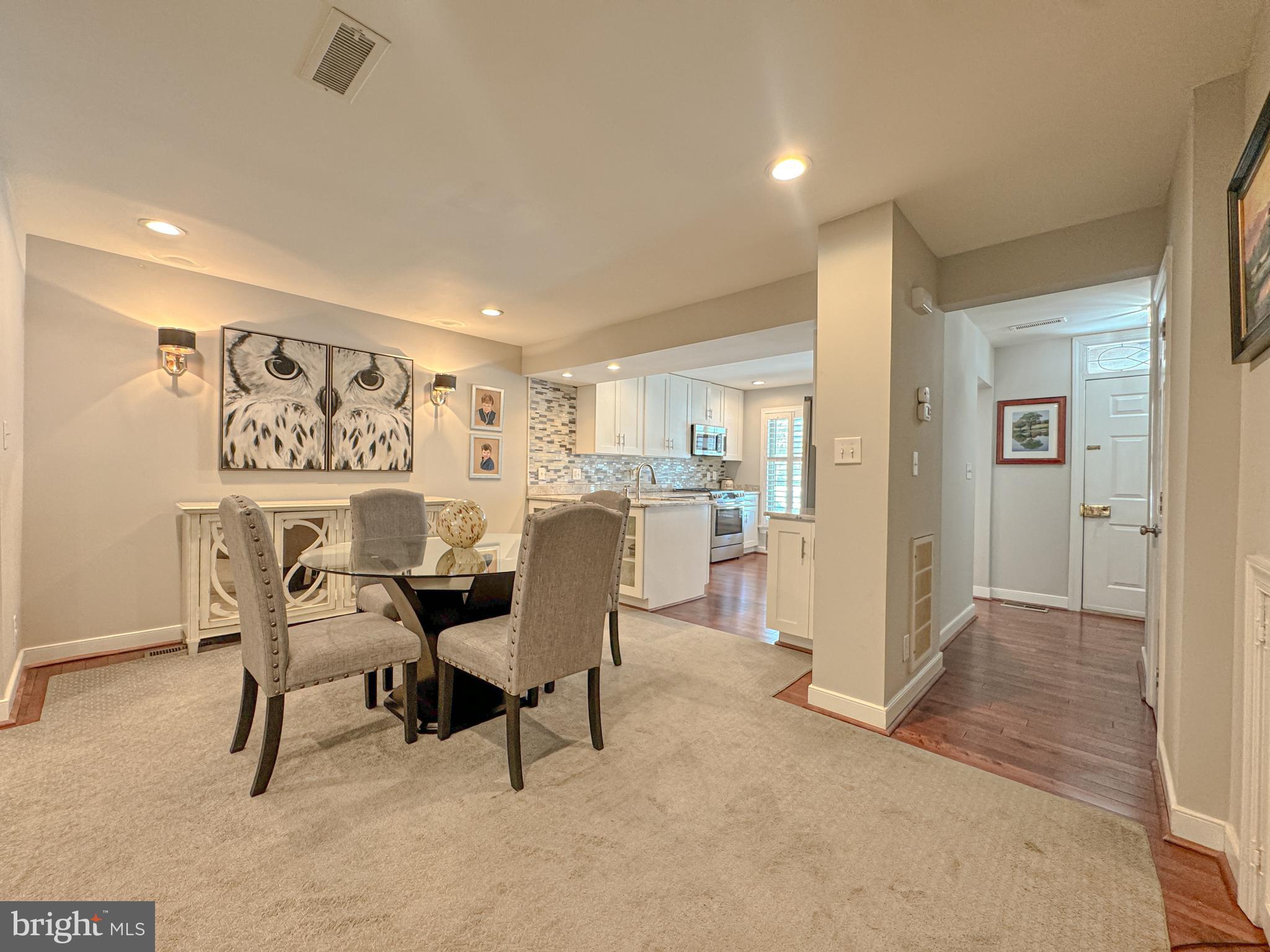 KENMORE TOWNHOME - Residential