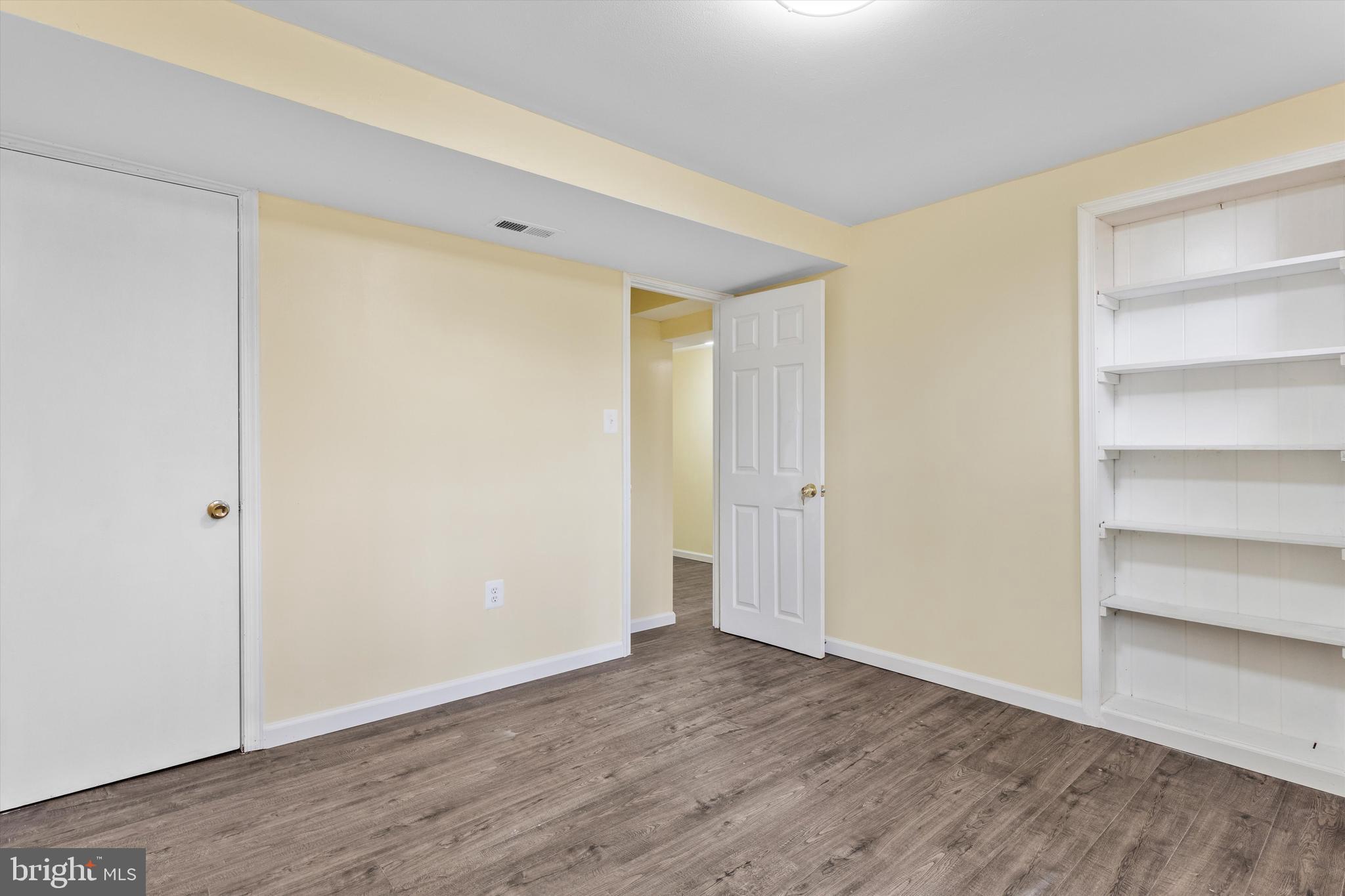DARRYL GARDENS - Residential