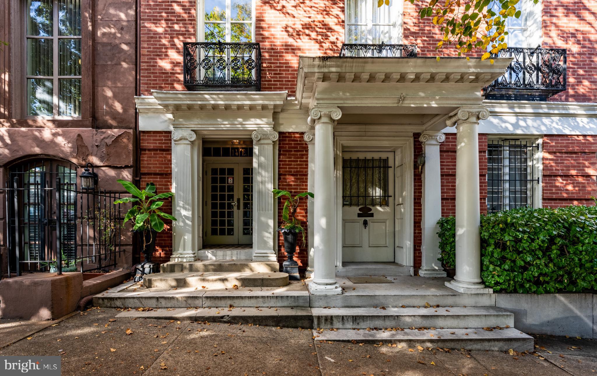 Rarely available - Beautiful 1-bedroom, 1.5-bath condominium with bonus room, located in the heart of historic Mount Vernon. Located on the main-level, this home is filled with natural light and features hardwood floors throughout, a galley-style kitchen, and a warm, inviting layout that blends historic charm with modern comfort.
The bonus room offers great flexibility—perfect for a home office, reading room, or guest space.  Private deck, which leads down to a shared courtyard and garden area, ideal for relaxing or entertaining.
Step outside and enjoy the views of the Washington Monument and the park, right at your doorstep. Close to shopping, cafés, restaurants, museums, and cultural landmarks.
