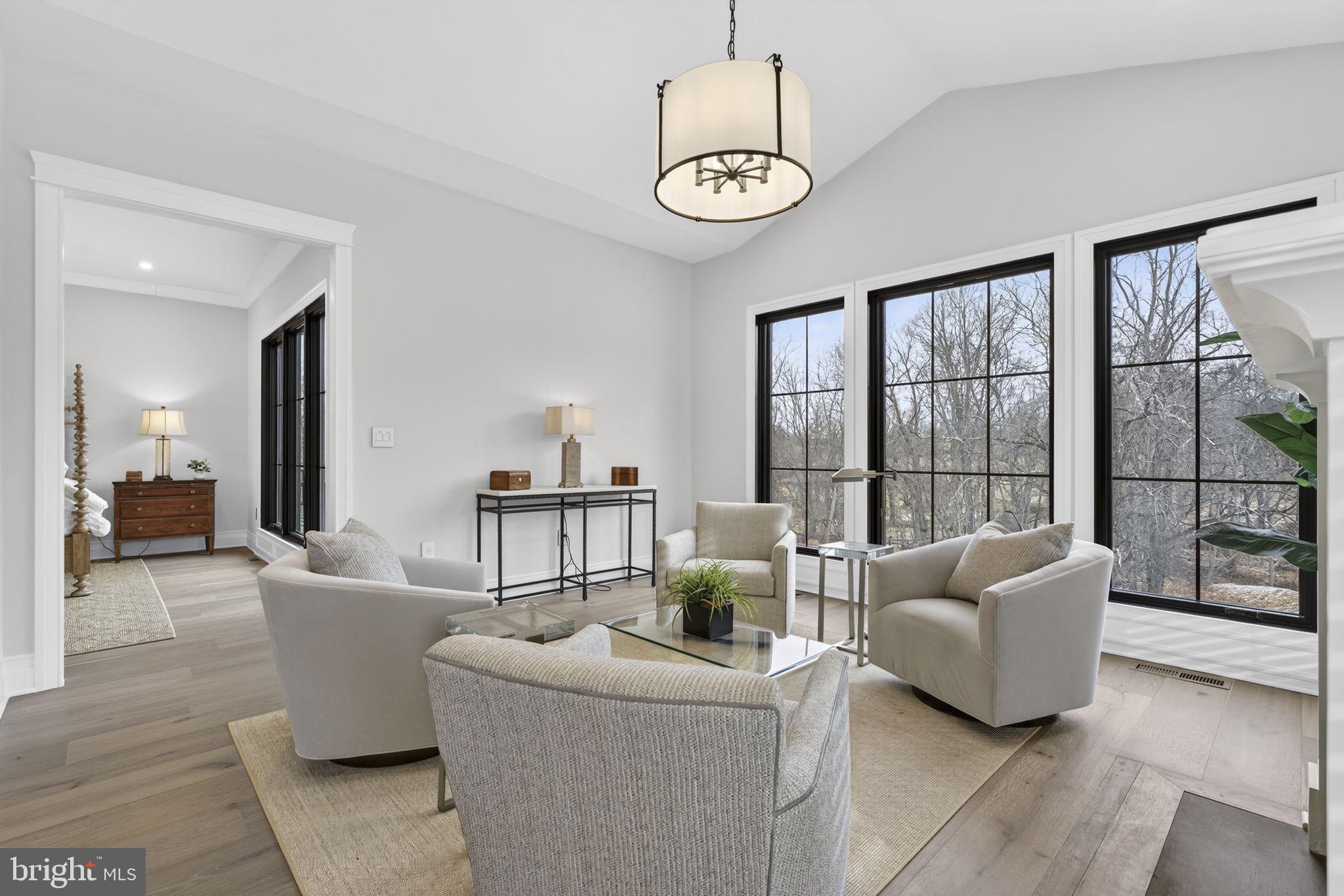 BANBURY CROSS RESERVE - Residential