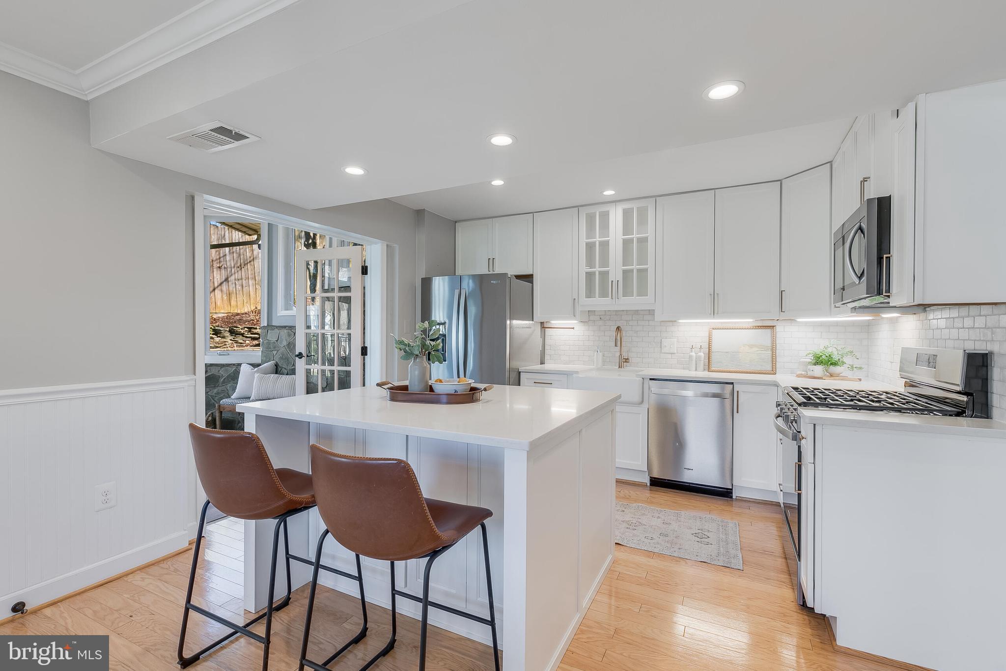WEST SPRINGFIELD VILLAGE - Residential