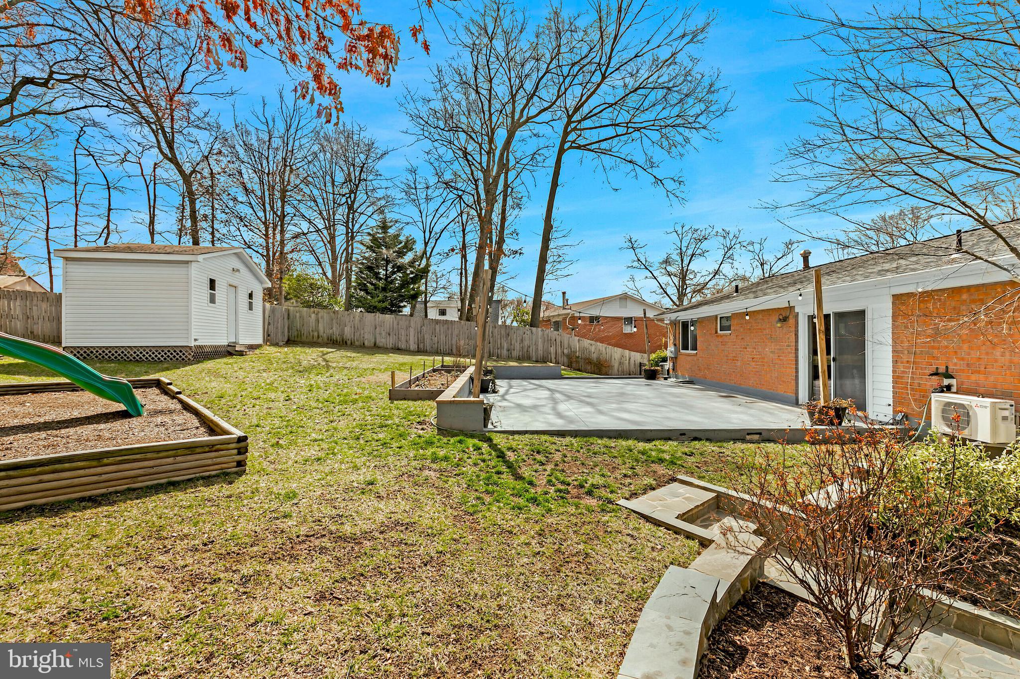 WEST SPRINGFIELD VILLAGE - Residential