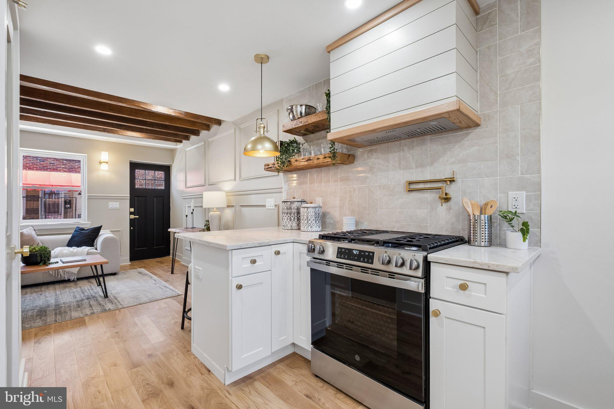 EAST PASSYUNK CROSSING - Residential