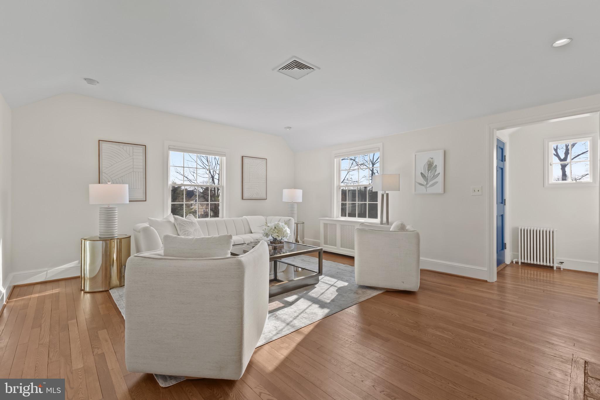 JEFFERSON PARK - Residential