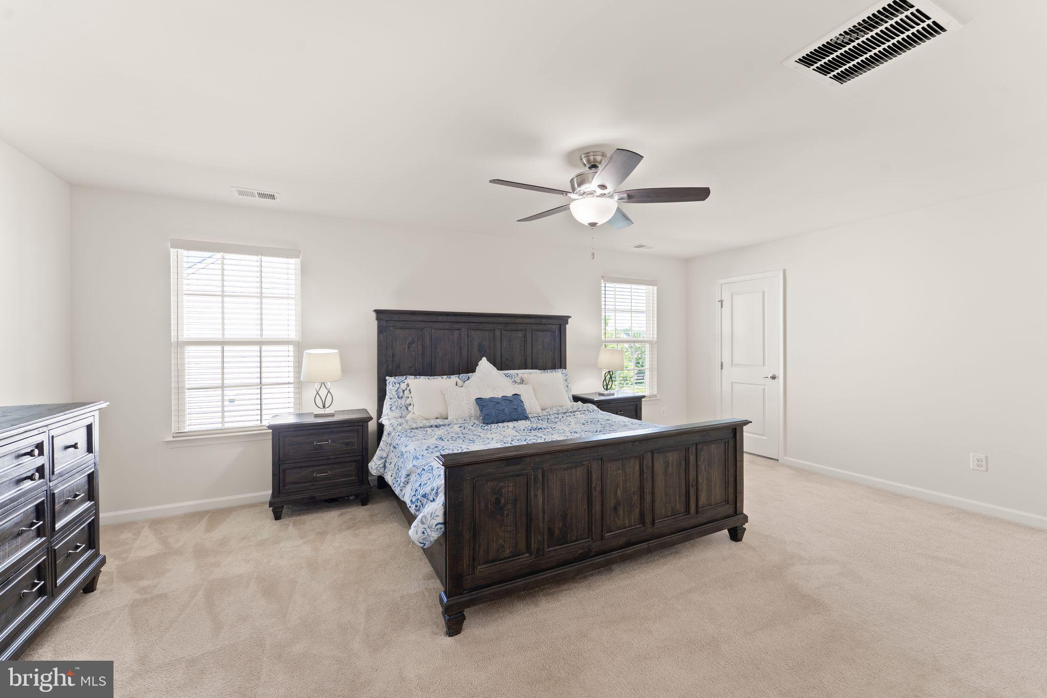 SEVEN HILLS - Residential