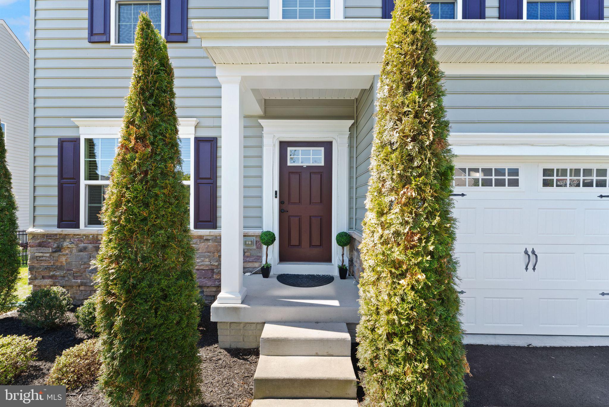 SEVEN HILLS - Residential