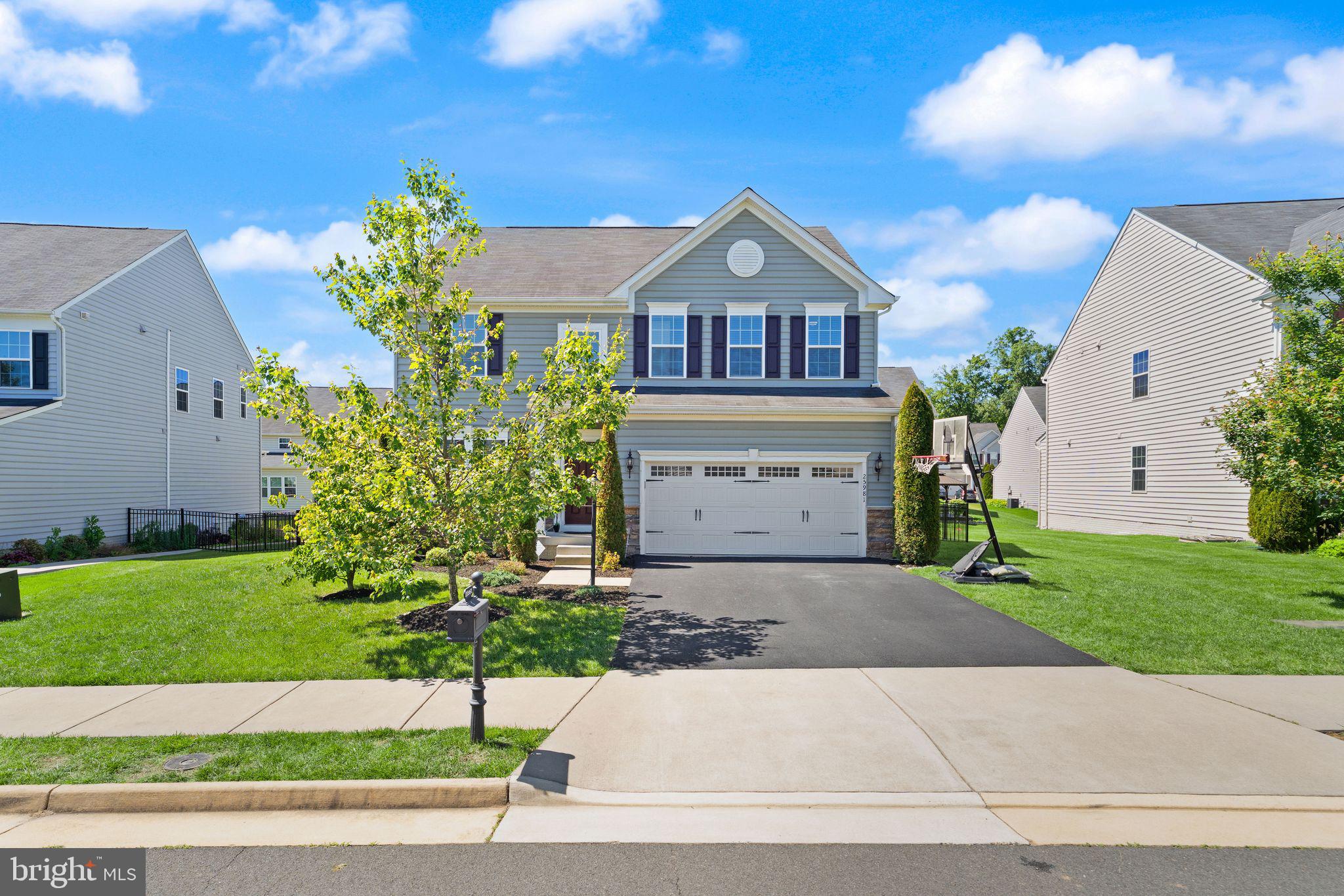 SEVEN HILLS - Residential