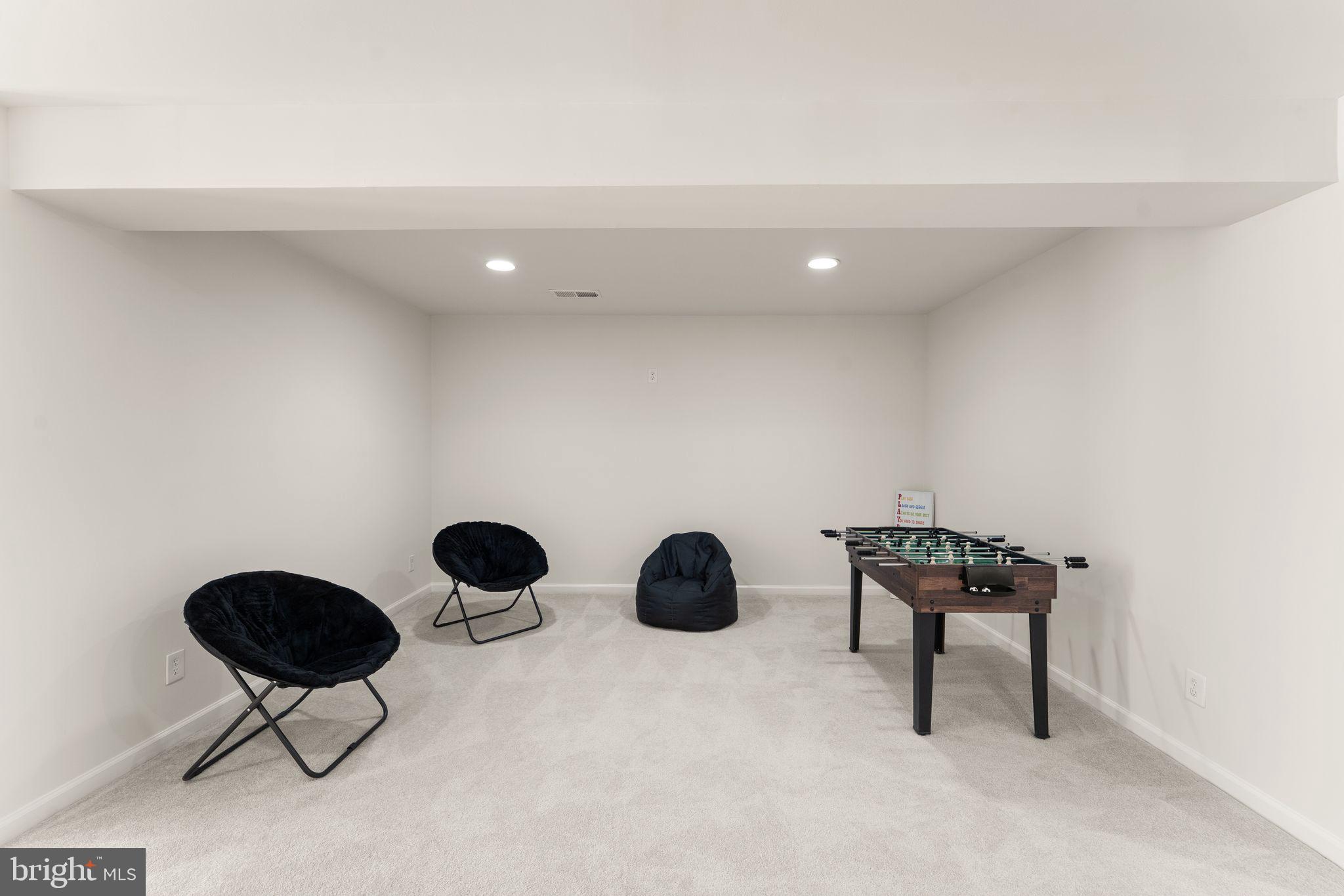 SEVEN HILLS - Residential