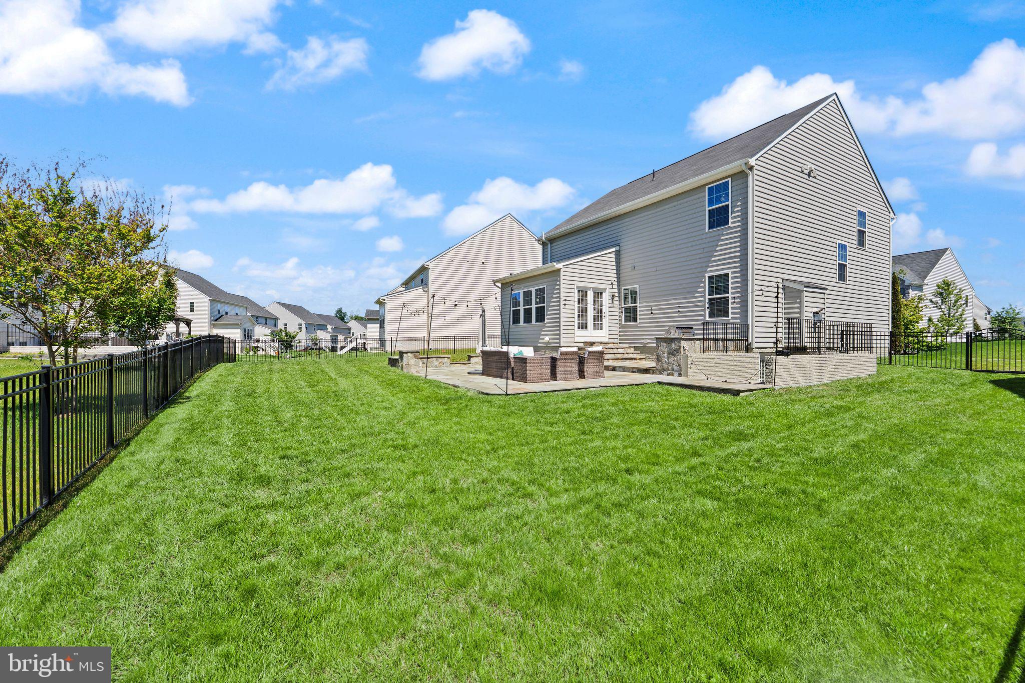 SEVEN HILLS - Residential
