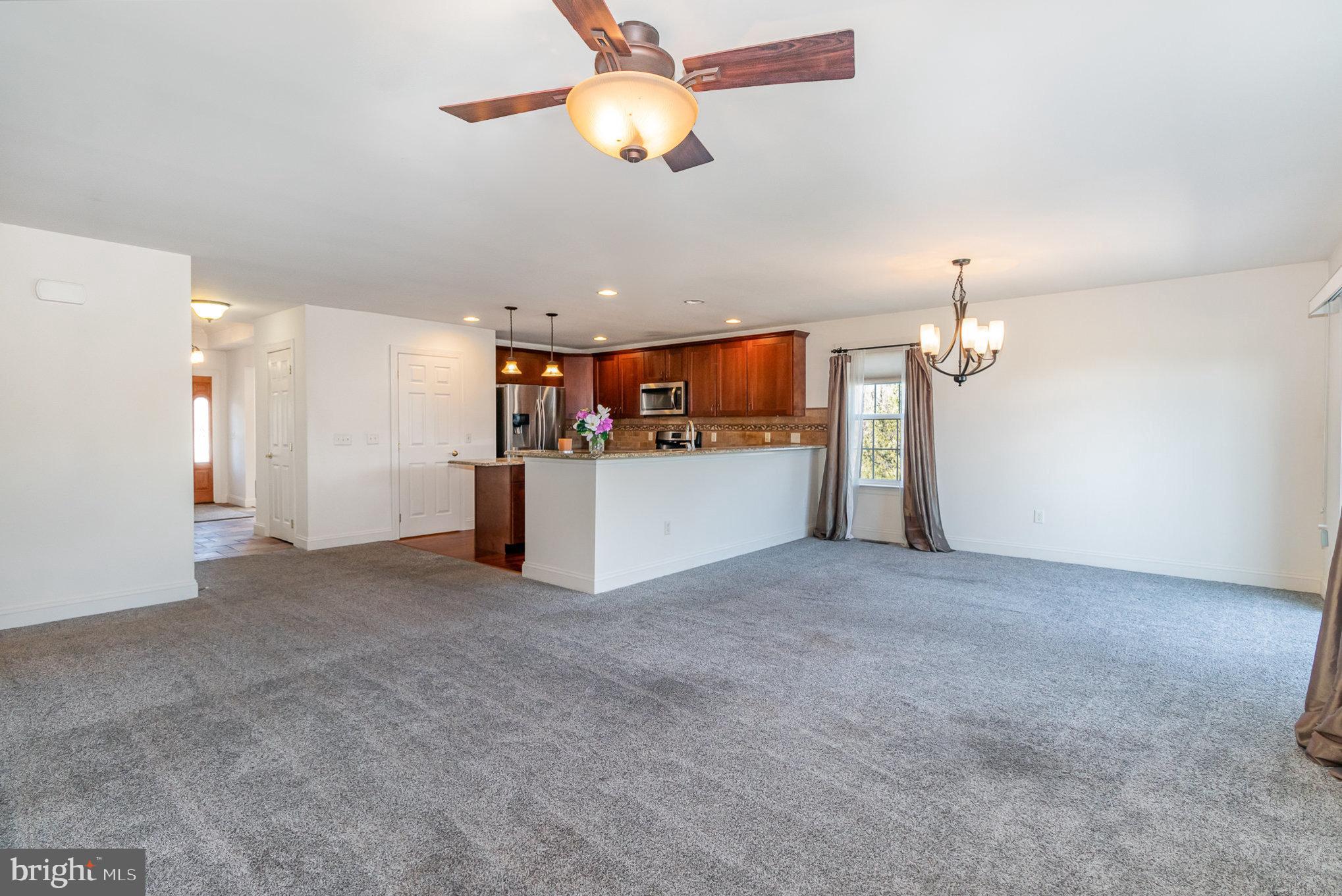 BUMBLE BEE HOLLOW - Residential