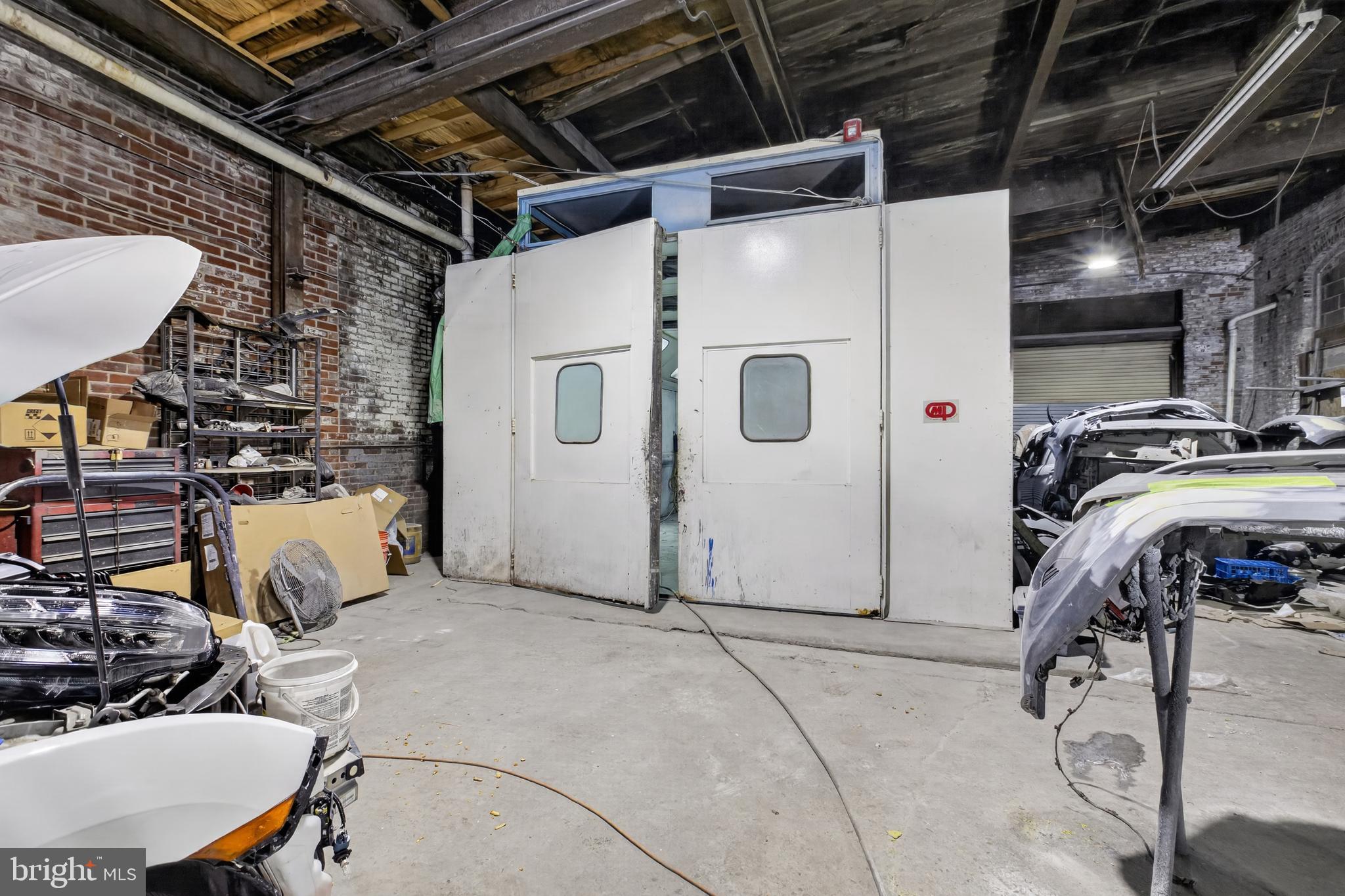 FAIRHILL - Commercial Sale