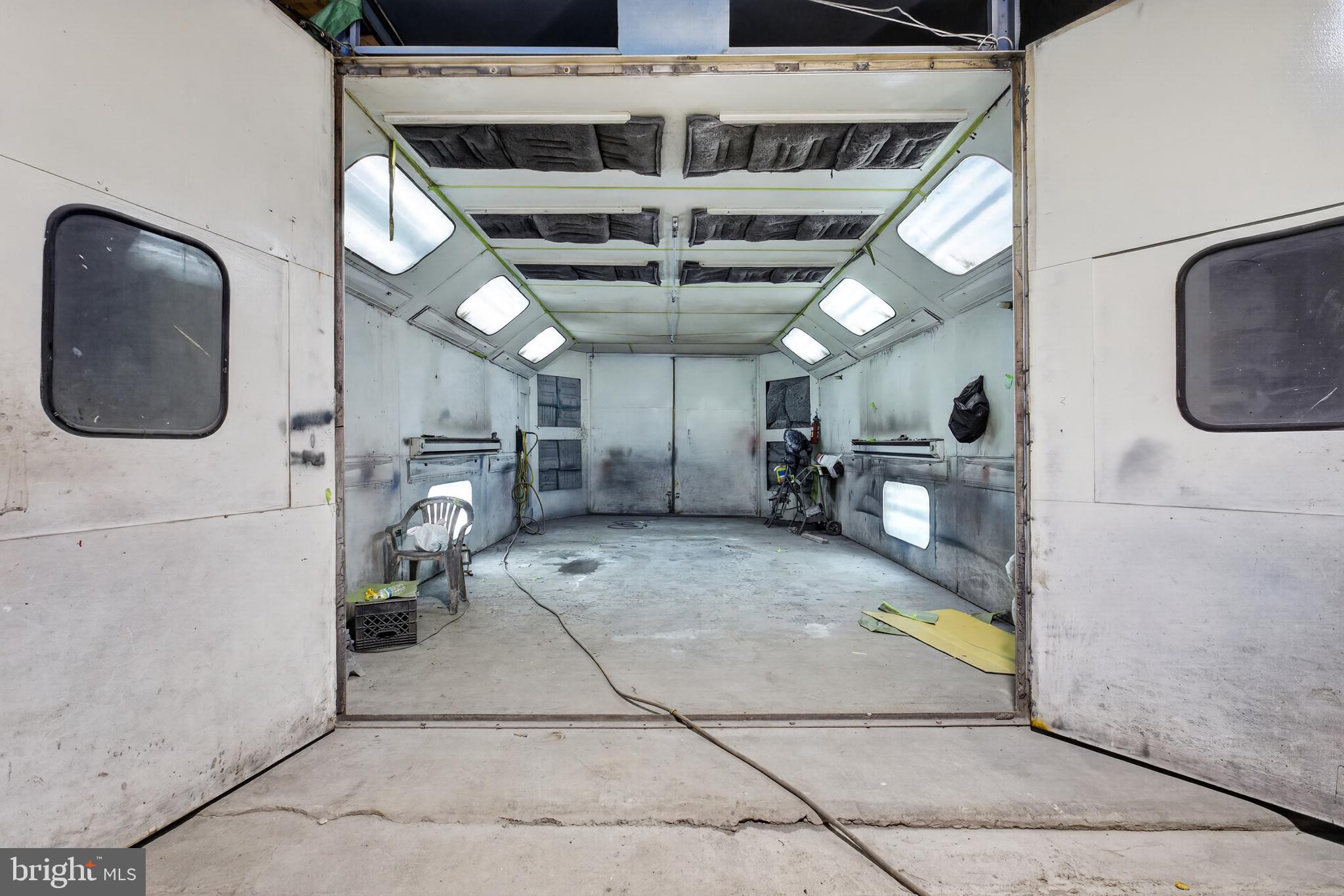 FAIRHILL - Commercial Sale