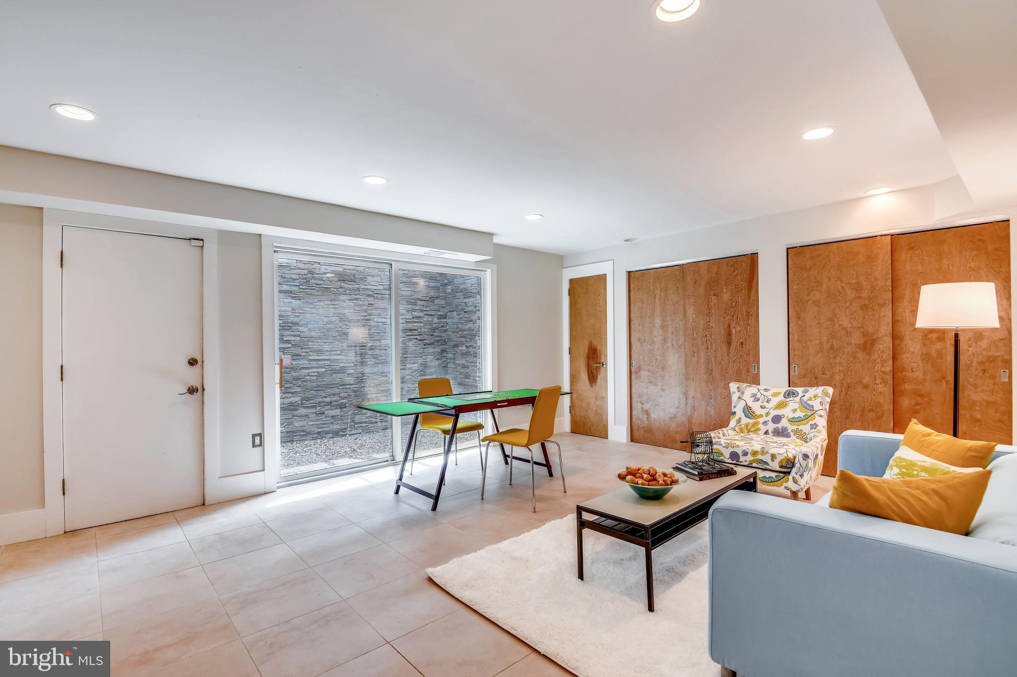 GENERAL COOPER ESTATES - Residential