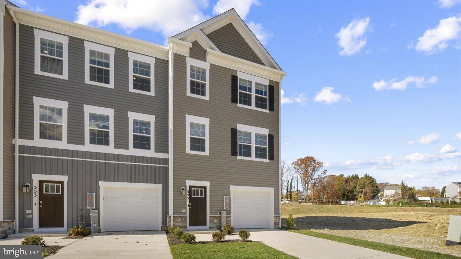 MAGNOLIA LANDING - Residential