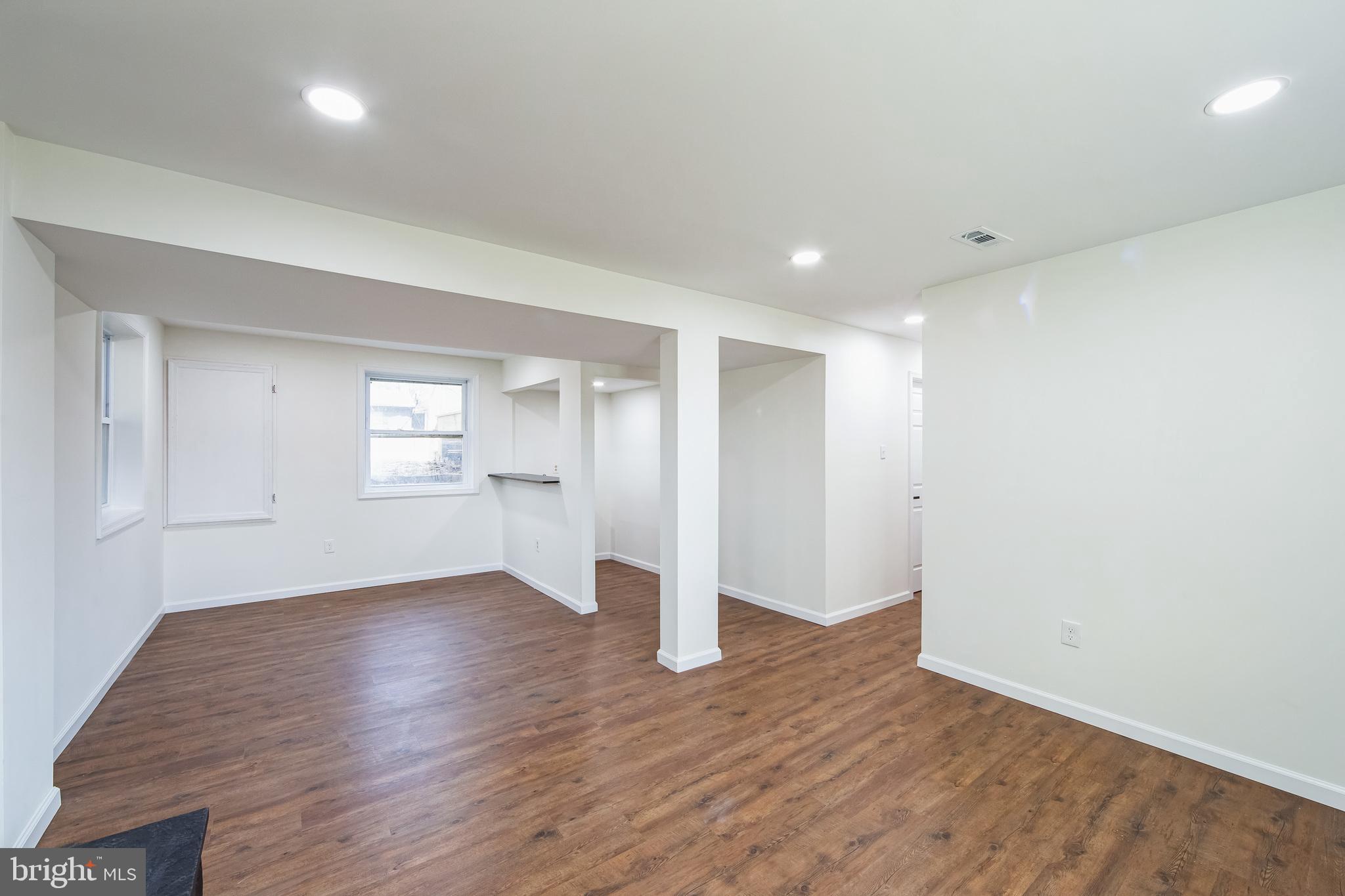 VALLEY FARM ESTATES - Residential