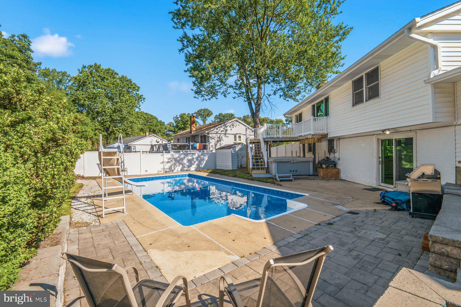 VILLAGE OF OLDE MILL - Residential