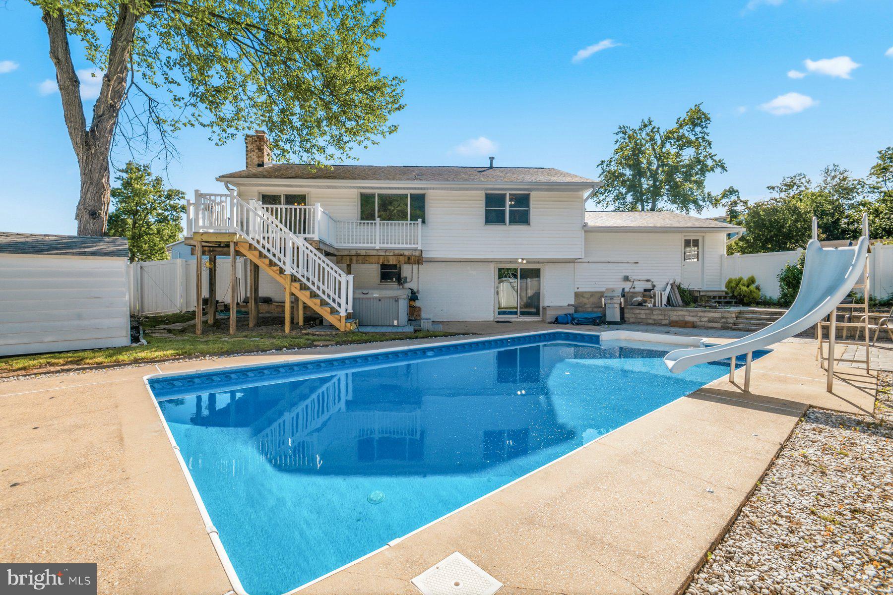 VILLAGE OF OLDE MILL - Residential