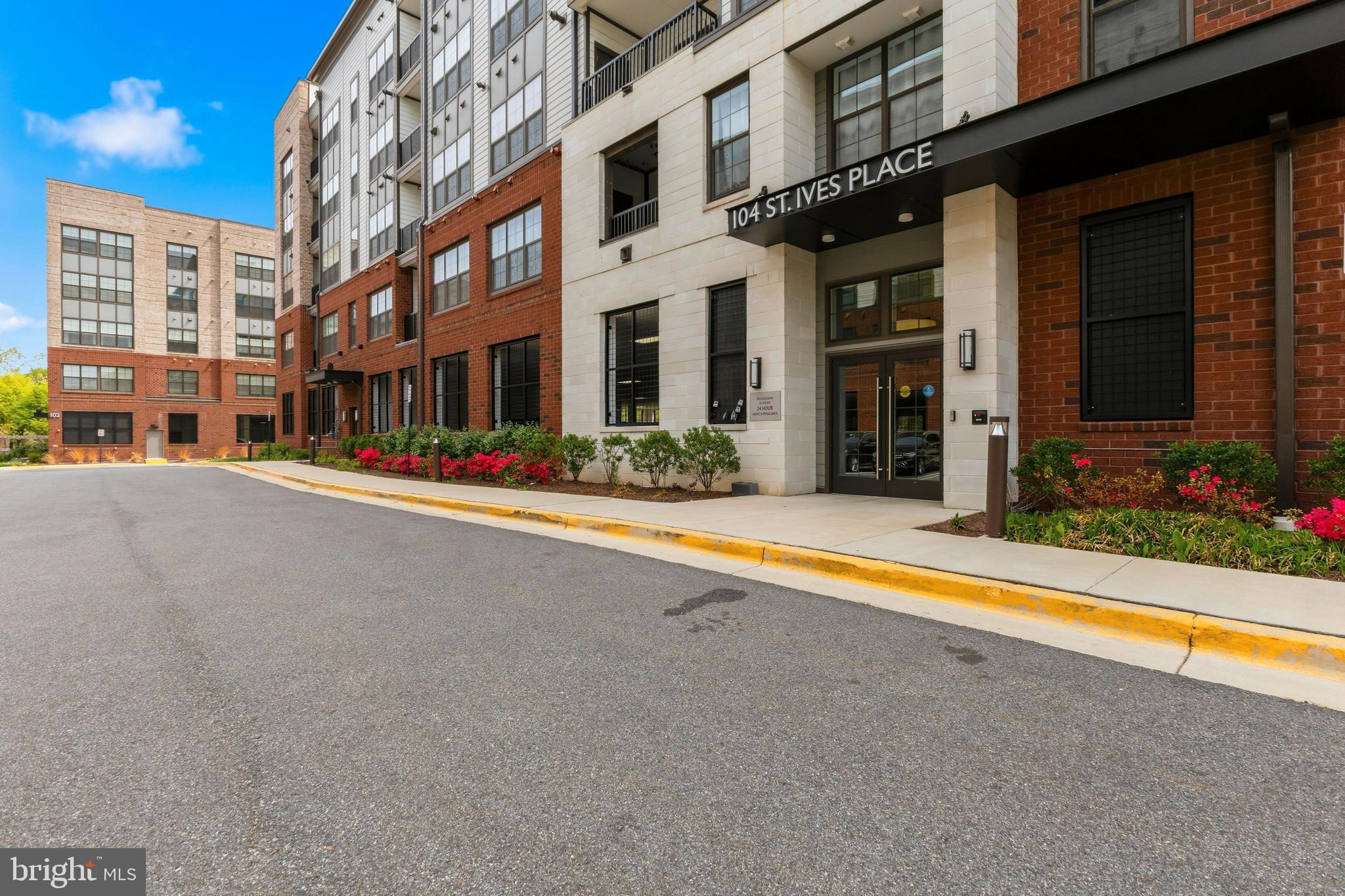NATIONAL HARBOR - Residential