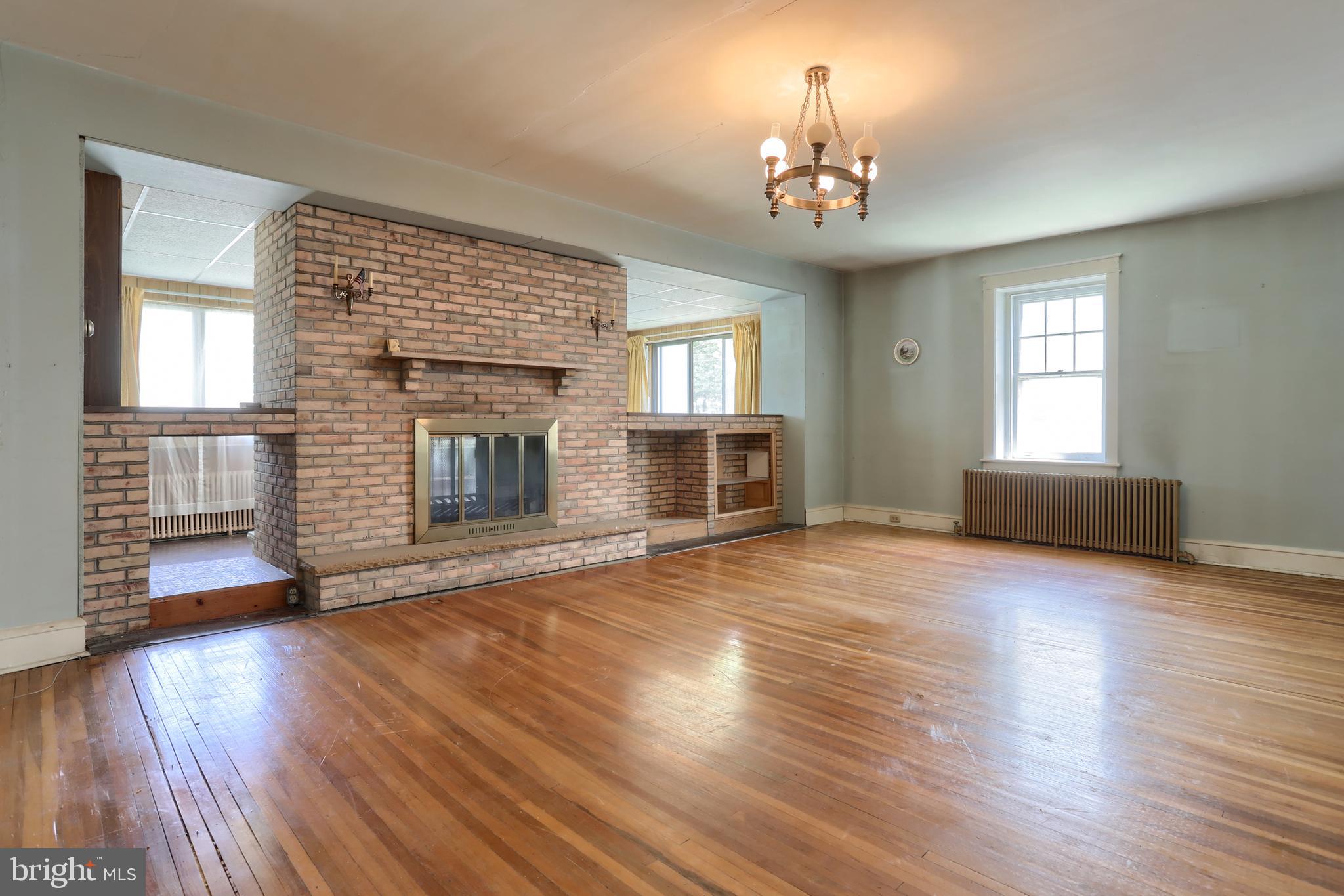 SHILLINGTON - Residential