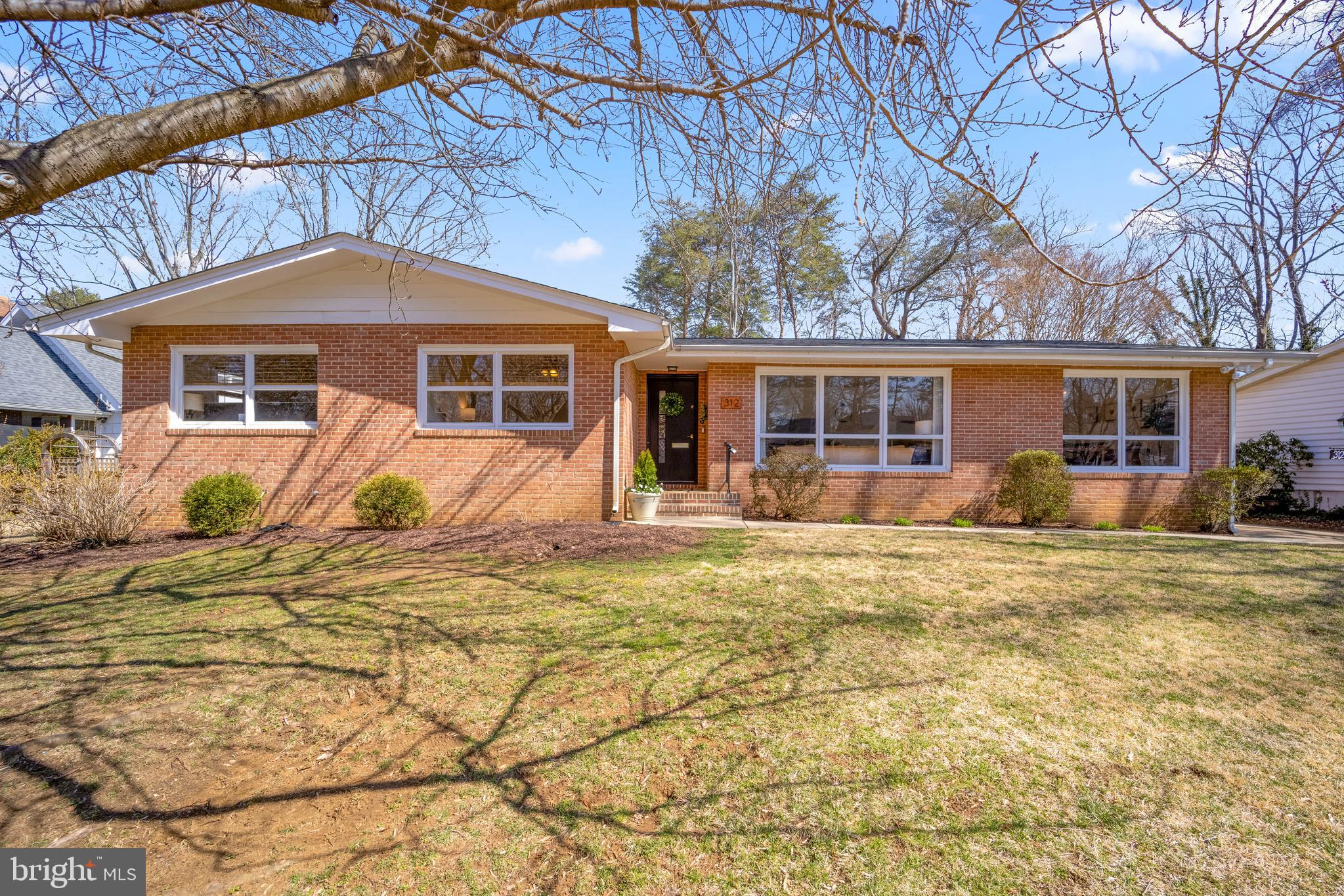 ADMIRAL HEIGHTS - Residential
